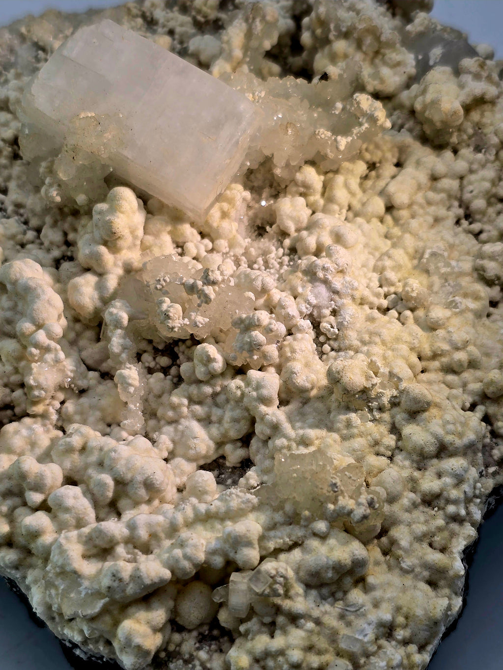 APOPHILLITE with STILBITE