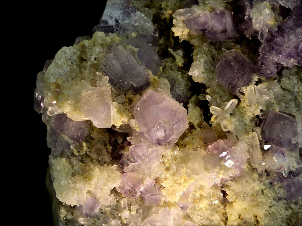 FLUORITE on QUARTZ large cabinet