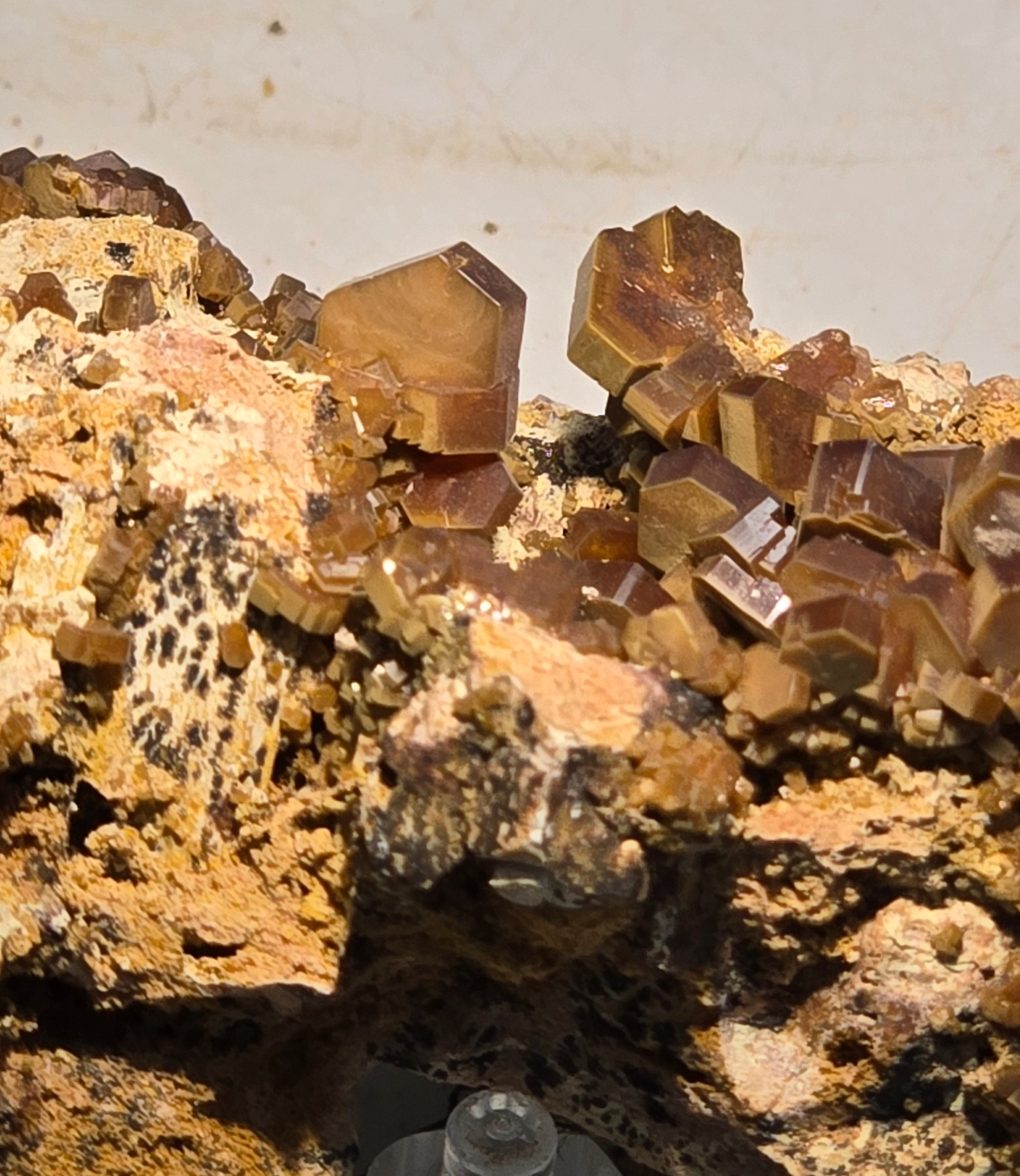 VANADINITE, MIBLADEN MOROCCO (large cabinet)
