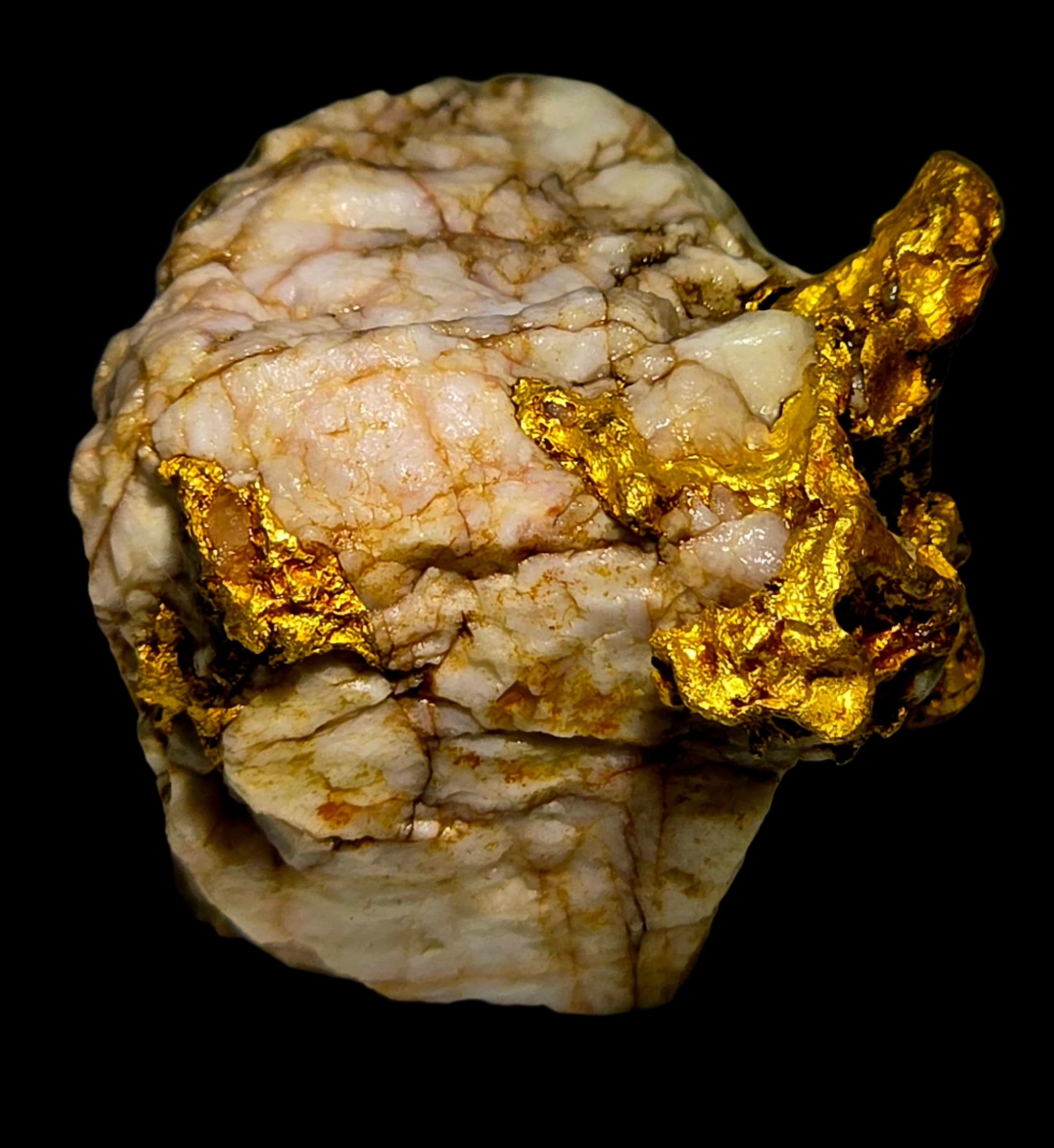 GOLD in QUARTZ (28.65 grams of gold) (small cabinet)