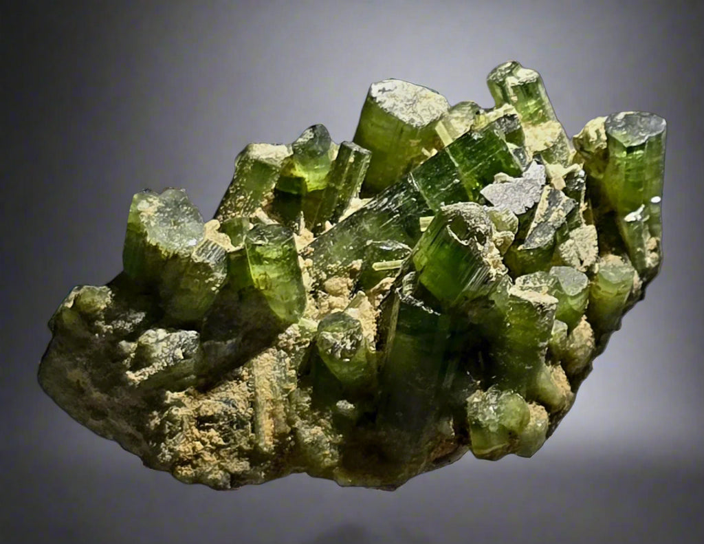 TOURMALINE CLUSTER GREEN (miniature)