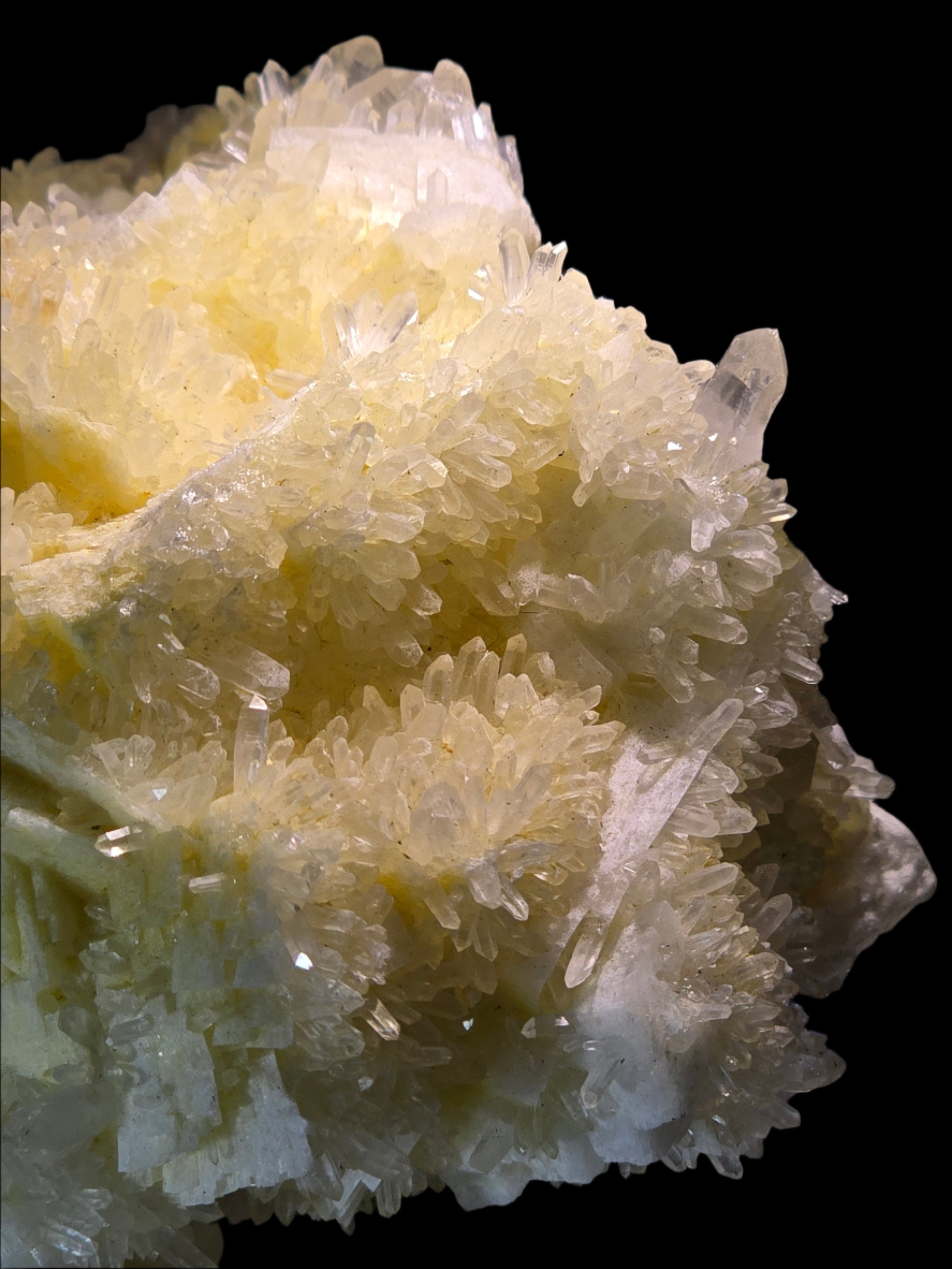 valencianite-adularia-quartz-crystals-rocks-crystals2collect-minerals - Crystals2Collect