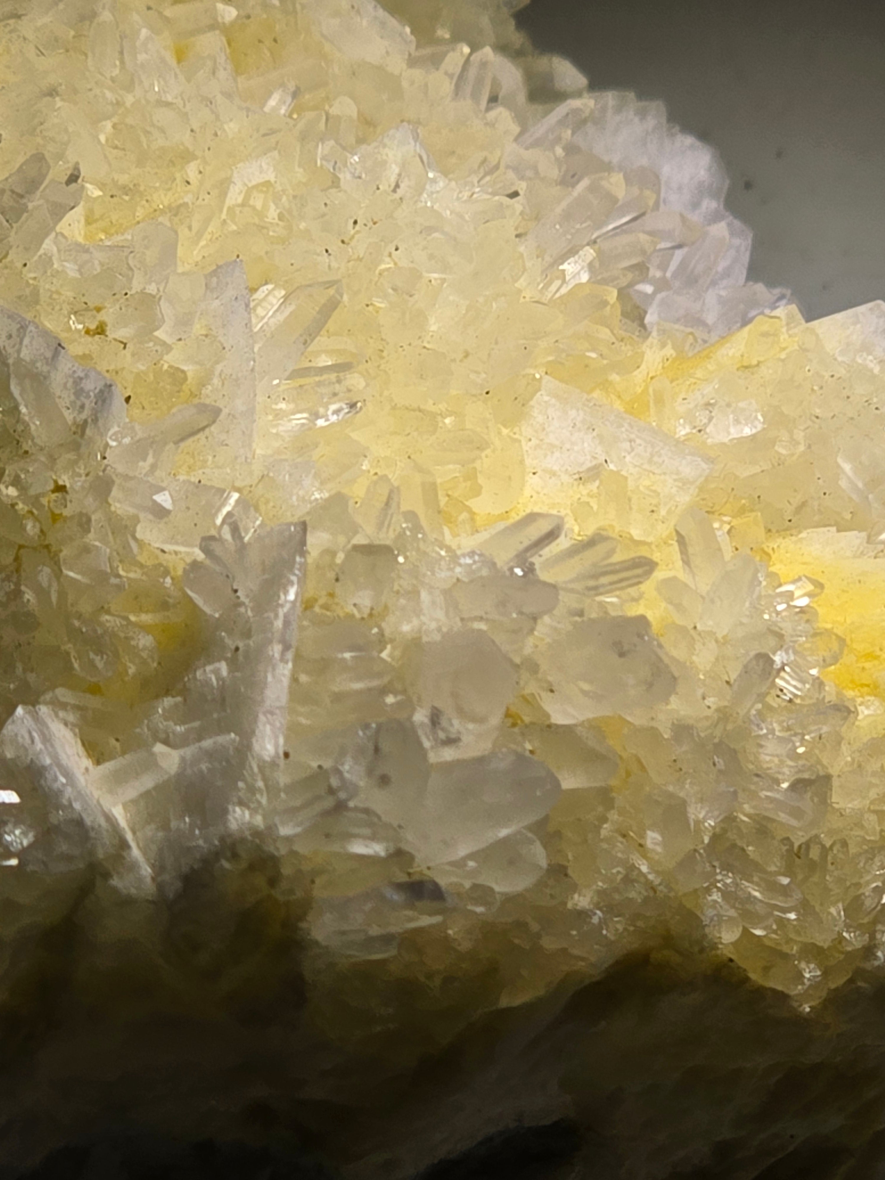 valencianite-adularia-quartz-crystals-rocks-crystals2collect-minerals - Crystals2Collect