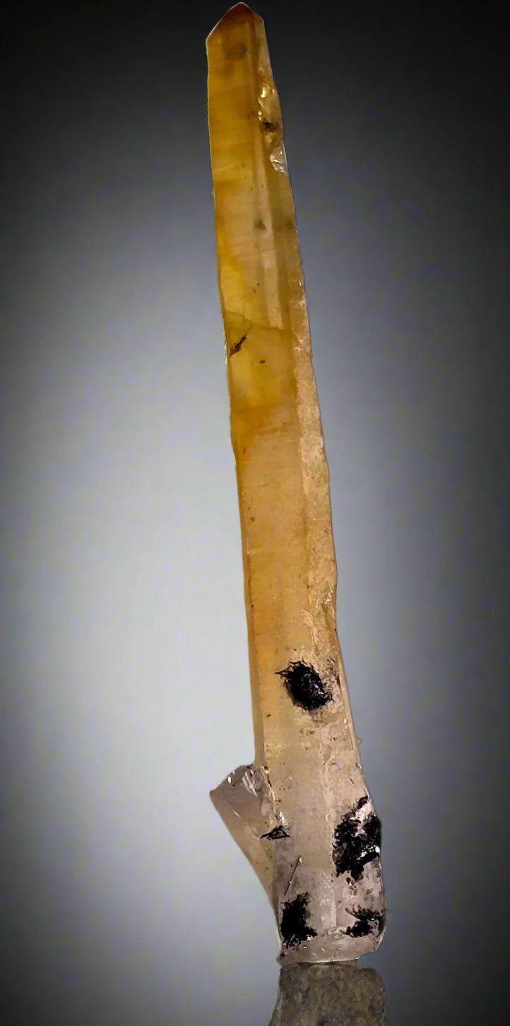 QUARTZ (SMOKEY-SINGLE CRYSTAL, small cabinet)