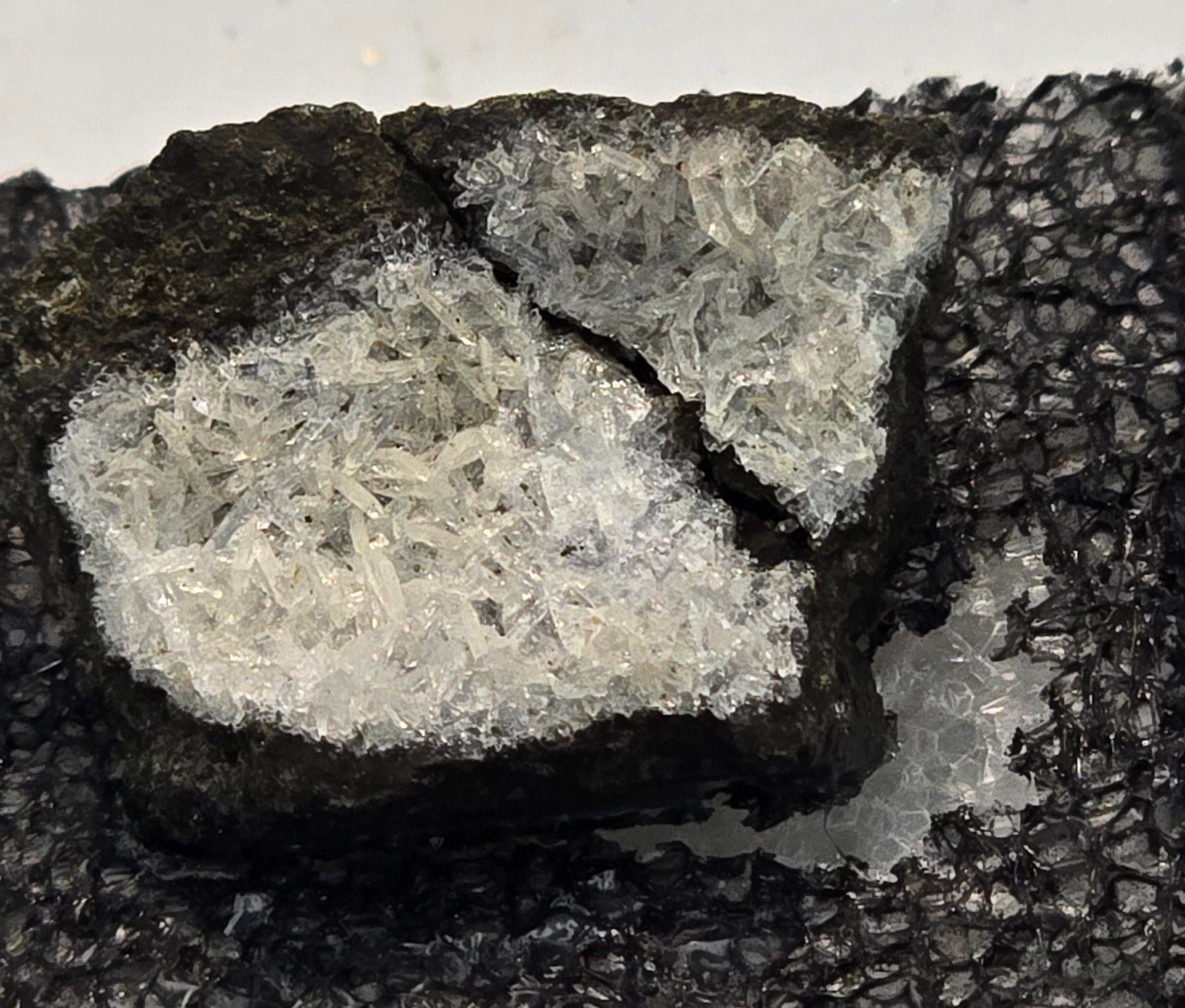 LEVYNITE ALSO KNOWN AS : Lévyne (thumbnail)