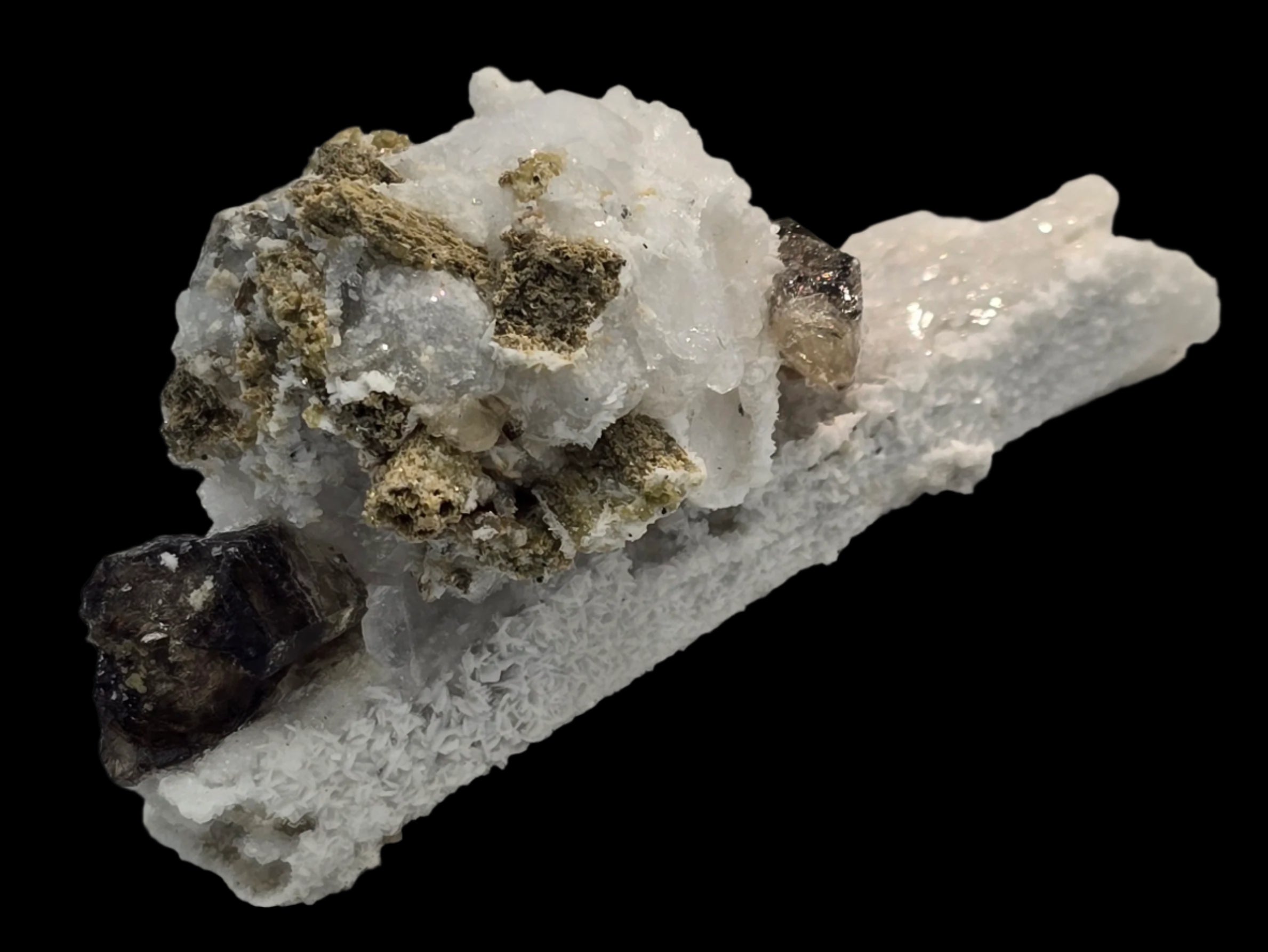 ANALCIME PSEUDOMORPH AFTER ANALCIME AND NATROLITE