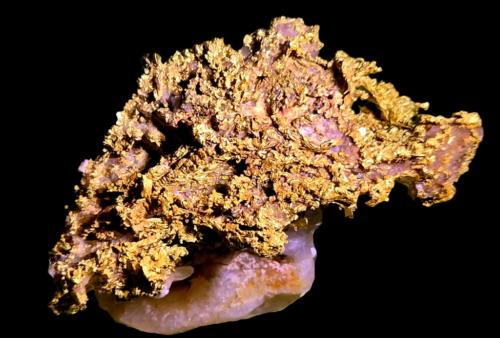 GOLD WIRES and CRYSTALS on QUARTZ (miniature)