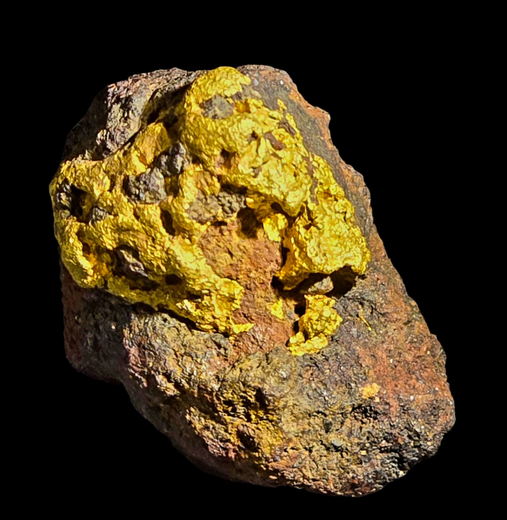 GOLD IN IRONSTONE (miniature)