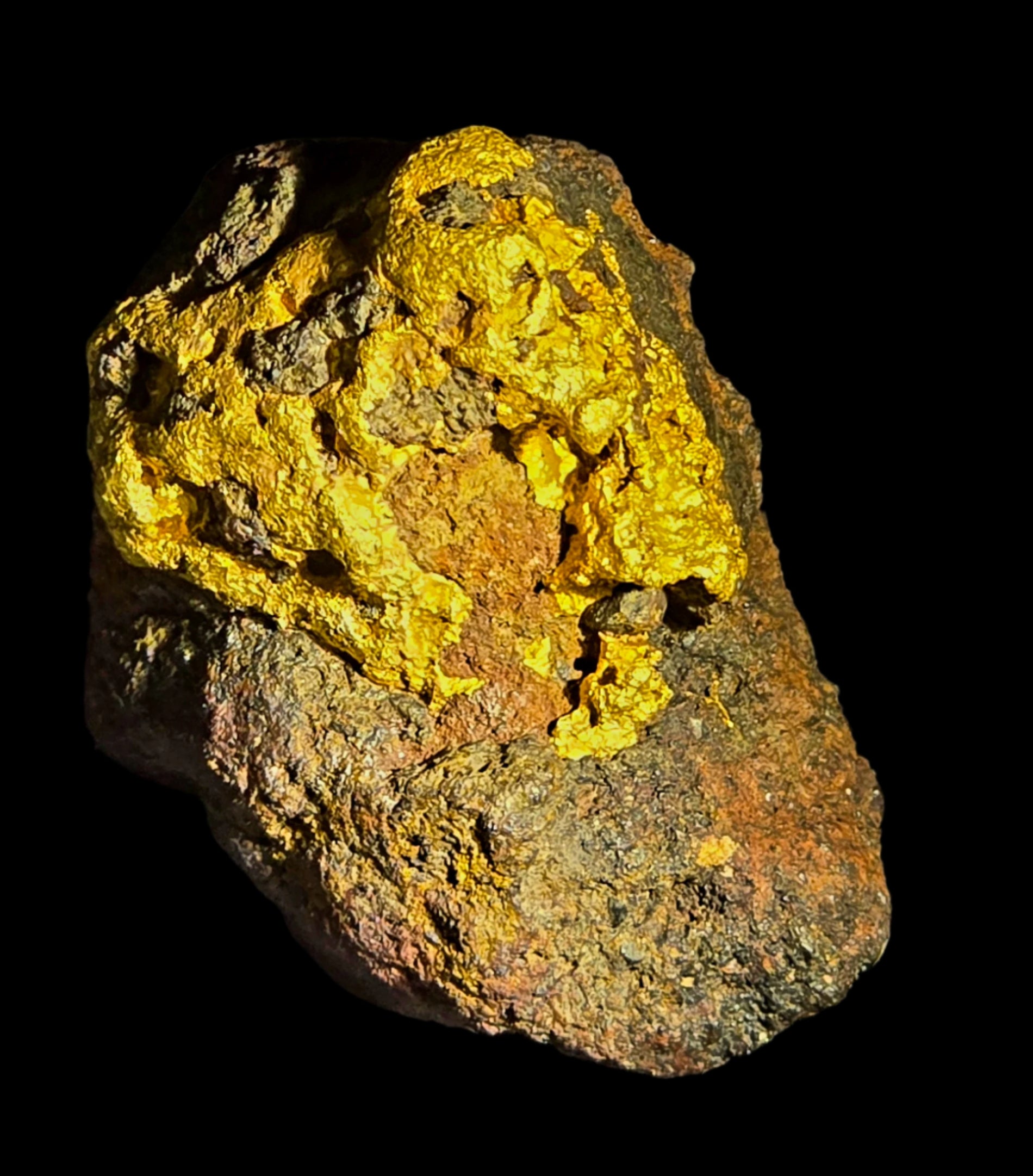 GOLD IN IRONSTONE (miniature)