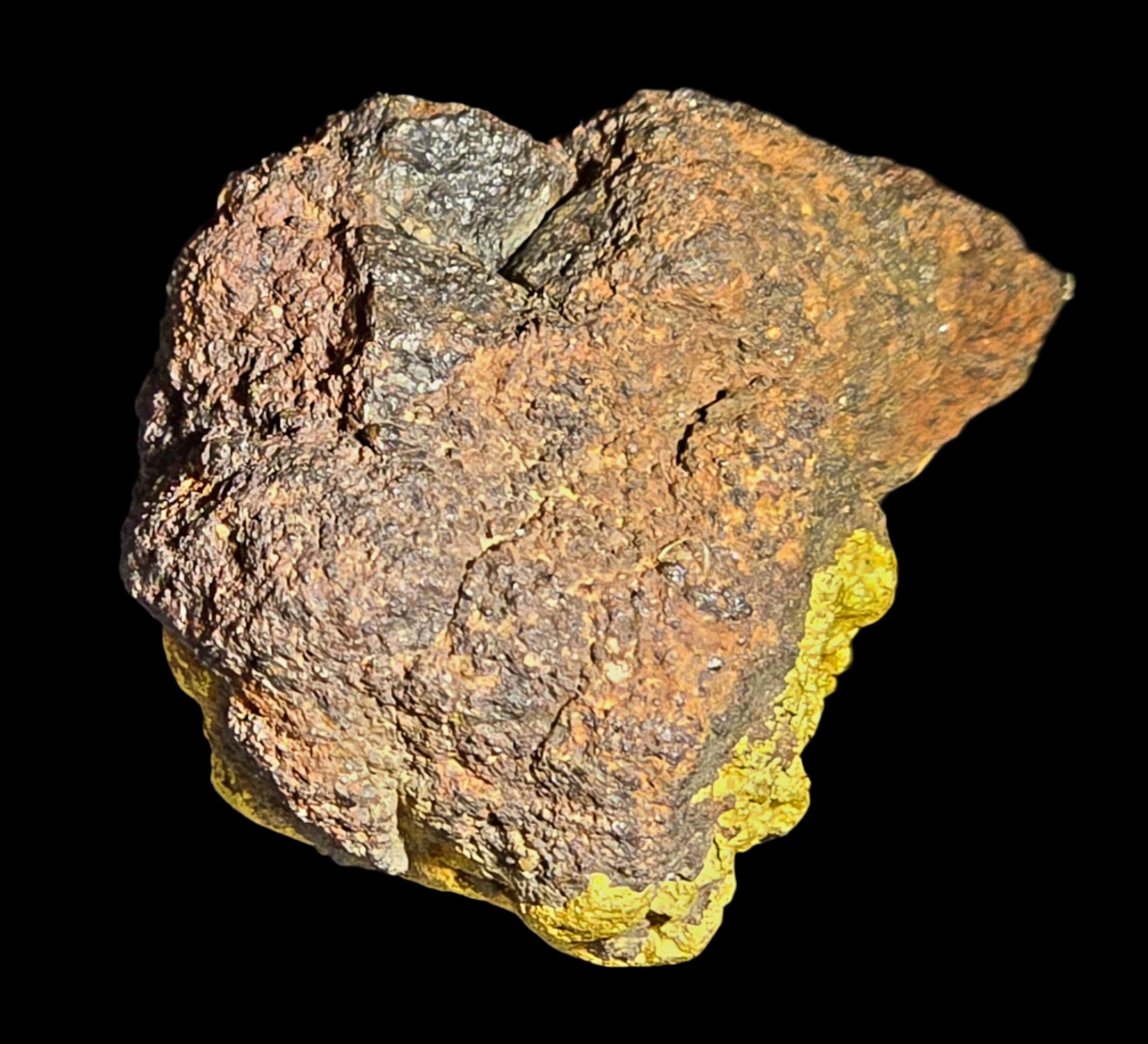 GOLD IN IRONSTONE (miniature)