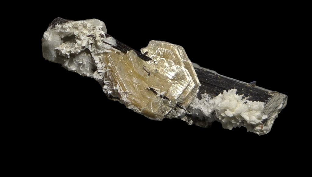 LEPIDOLITE var POLYLITHIONITE with AEGIRINE (thumbnail)