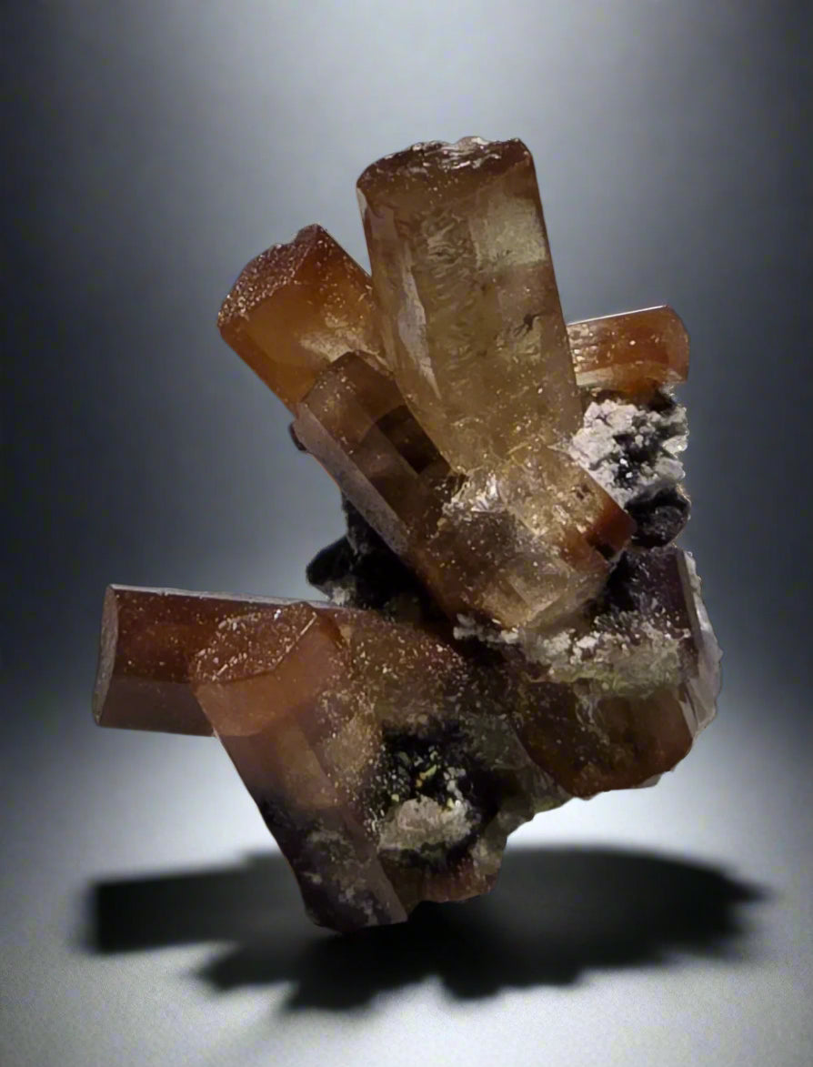 TOPAZ imperial, COLOUR SHERRY, RHYOLITE  (miniature)