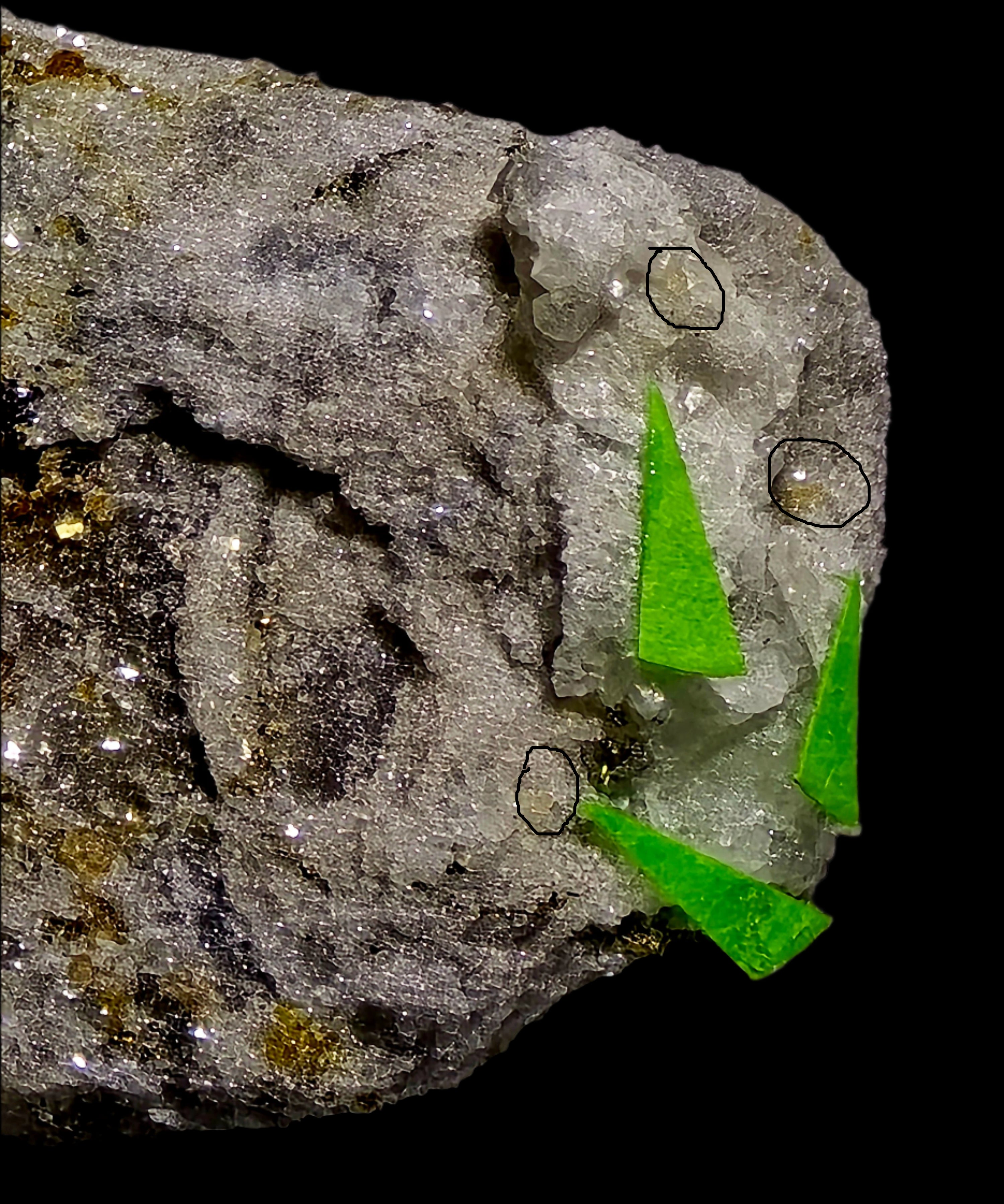 GORCEIXITE with RUTILE (micro and miniature)