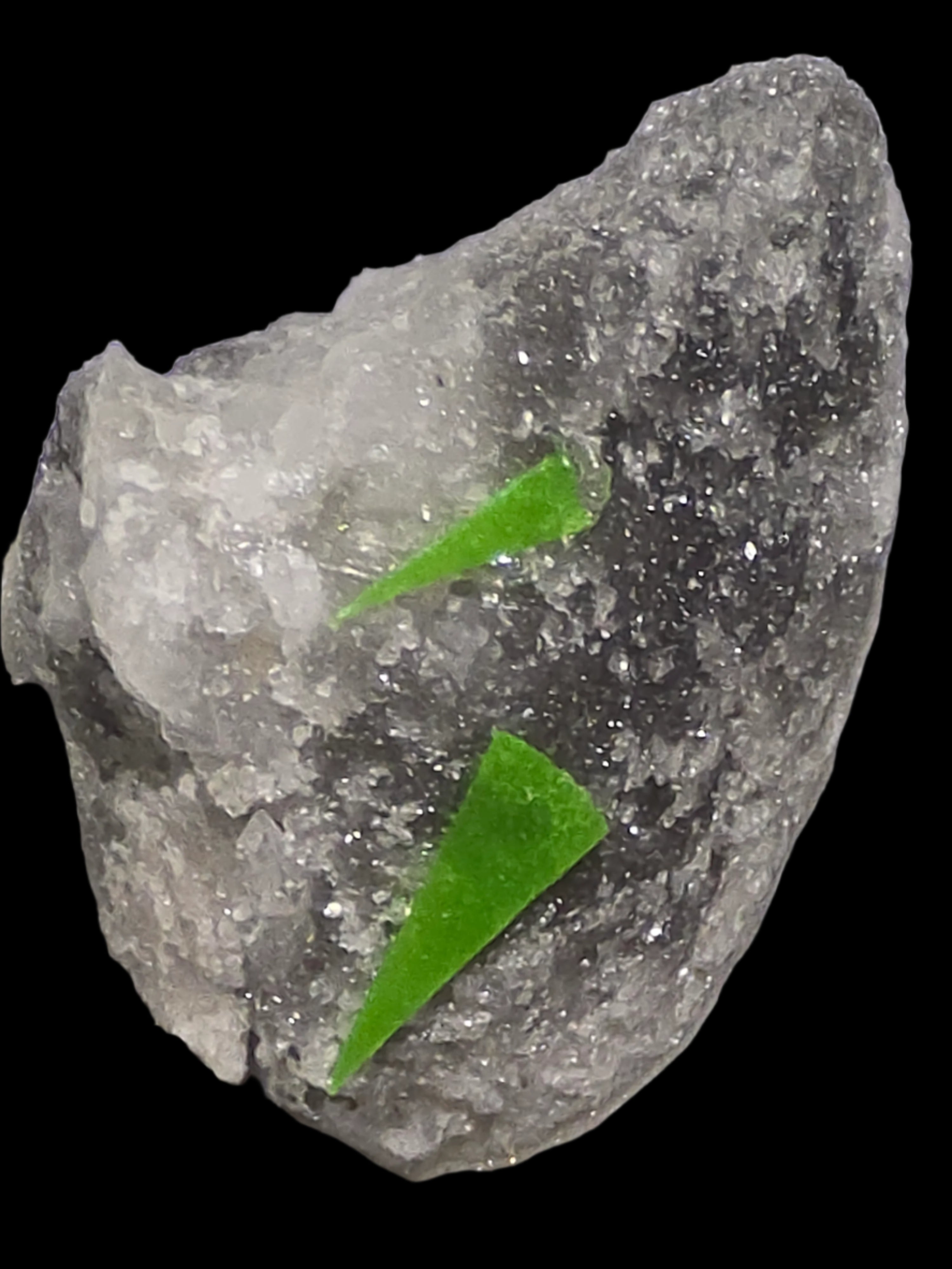 GORCEIXITE with RUTILE  (micro and miniature)