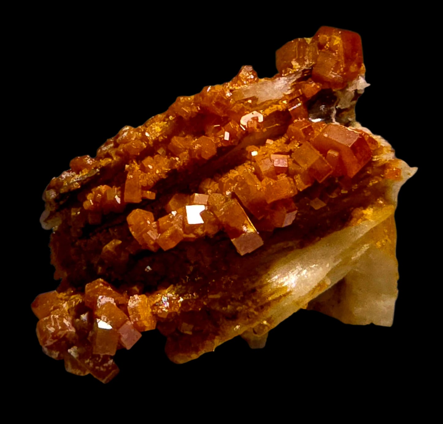 VANADINITE on BARYTE (miniature)