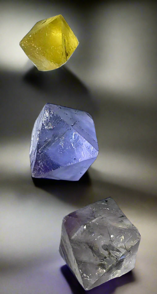 FLUORITE (3 separated crystals, 3 colors)