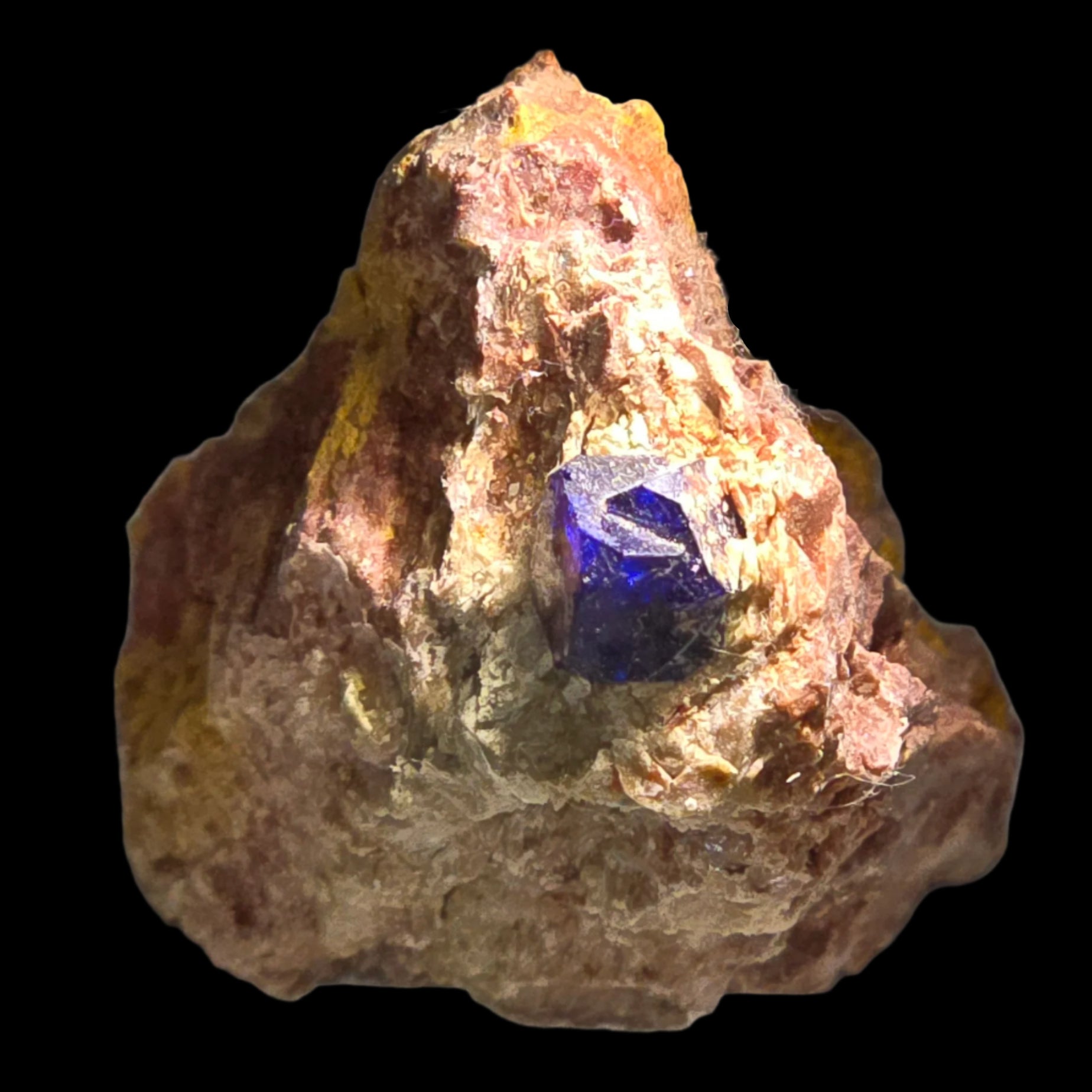 BOLEITE  ON MATRIX (INTERGROWN CRYSTALS)  4.5 mm