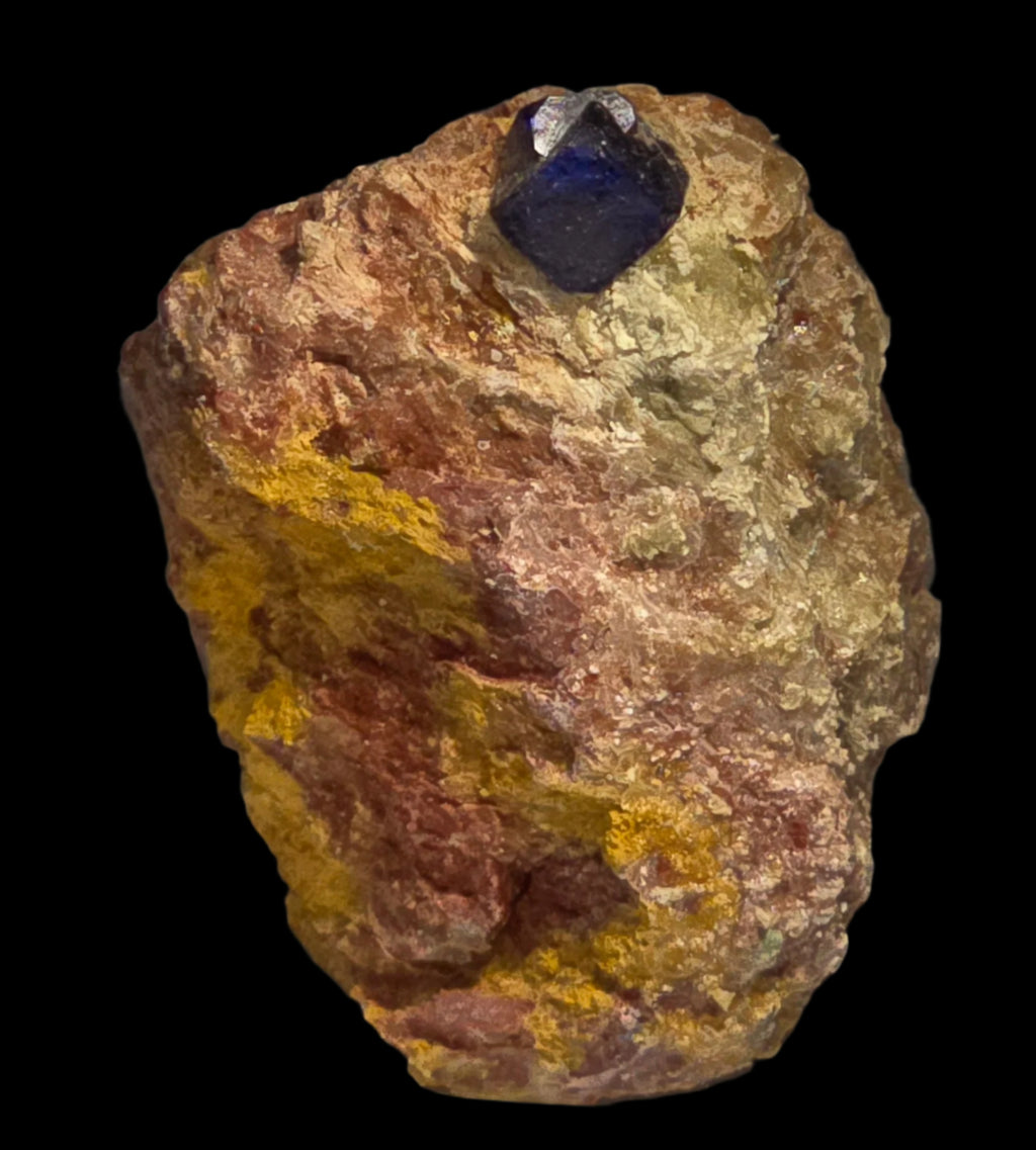 BOLEITE  ON MATRIX (INTERGROWN CRYSTALS)  4.5 mm