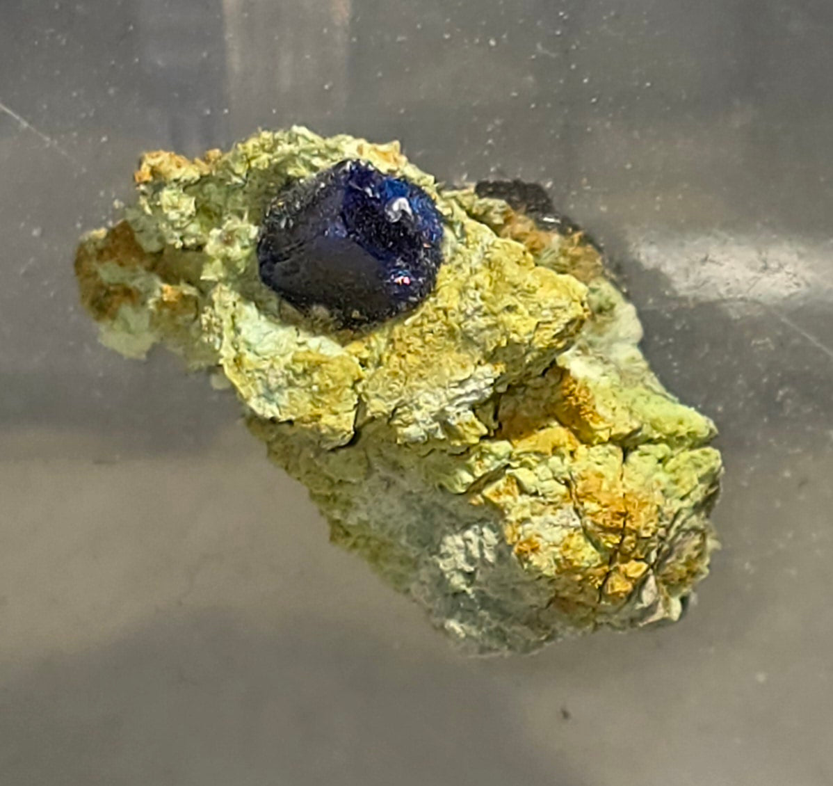 BOLEITE  ON MATRIX 4 mm