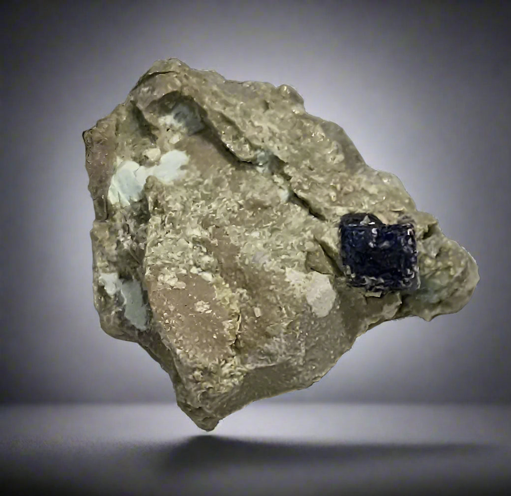 BOLEITE  ON MATRIX, LOOSE CRYSTAL 2.5 mm