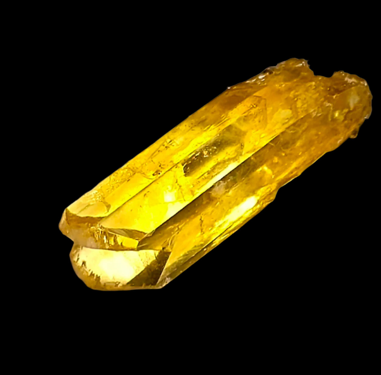 SELENITE, variety of gypsum,  SINGLE CRYSTAL (miniature)