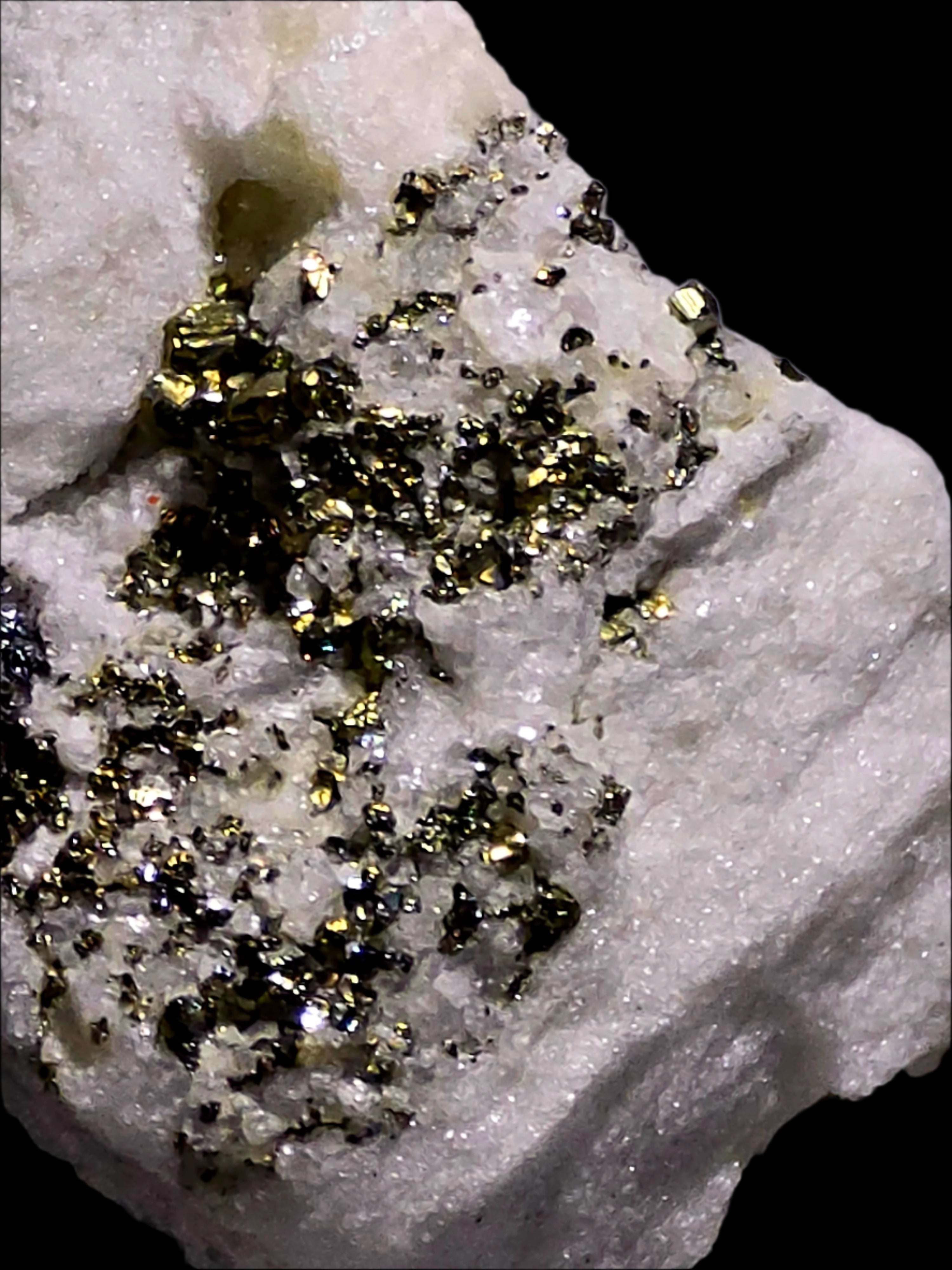 JORDANITE,DUFRENOYSITE (NEEDLE), BARYTE, WURTZITE and REALGAR (micro, miniature)