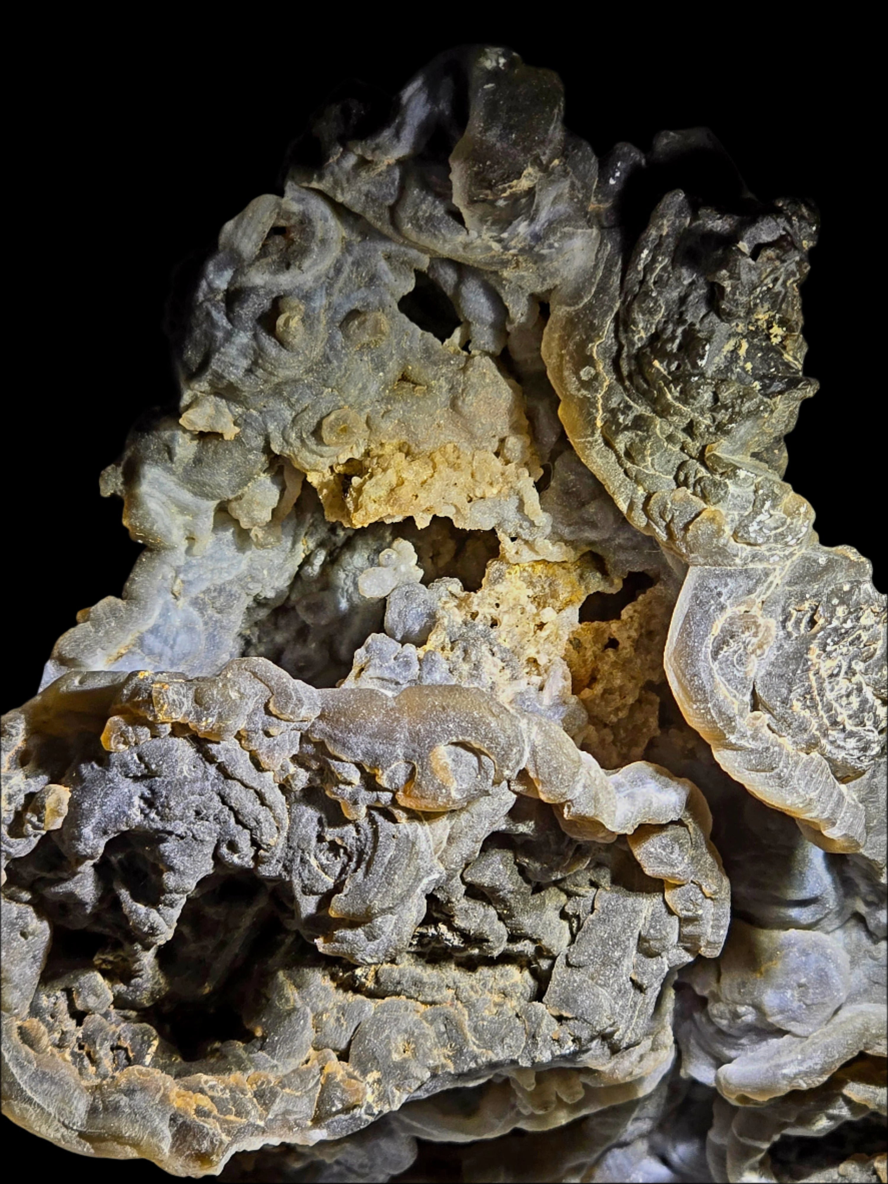 CHALCEDONY  (cabinet)