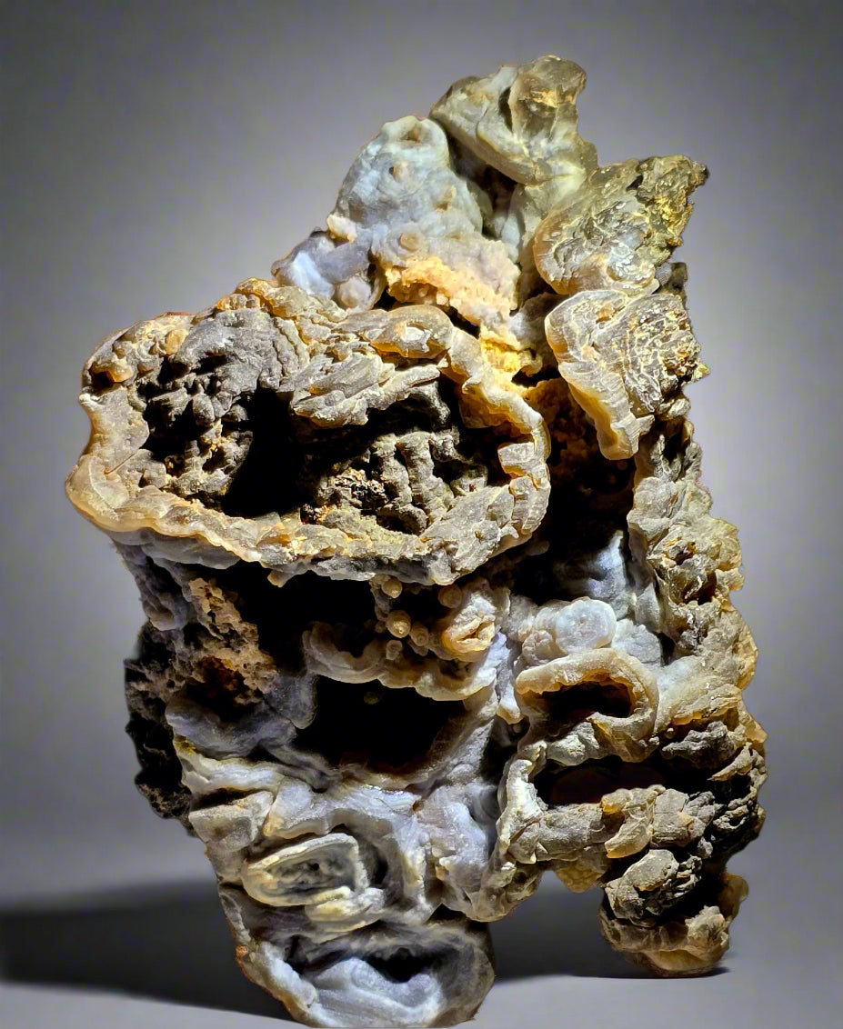 CHALCEDONY  (cabinet)