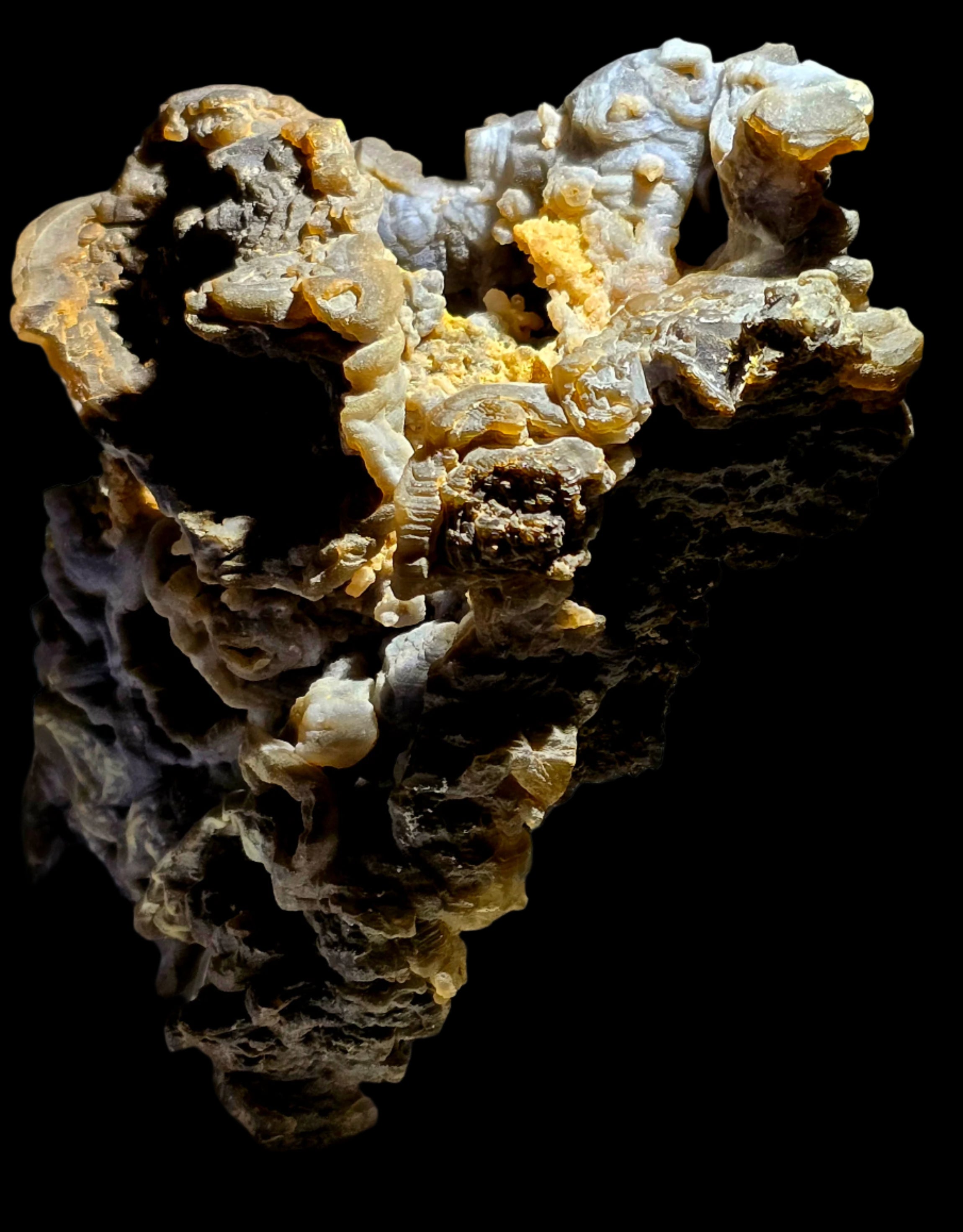 CHALCEDONY  (cabinet)