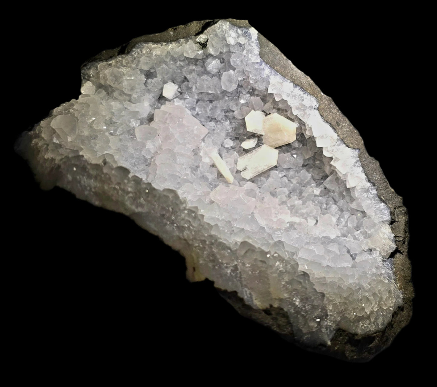 TRIDYMITE on QUARTZ  (large cabinet)