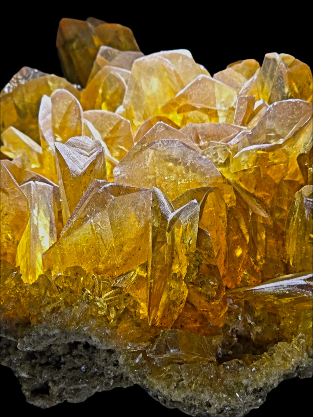 SELENITE - GYPSUM (large cabinet)