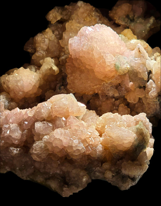 QUARTZ, AMETHYST ROSE WITH A COPPER MINERAL (large cabinet)