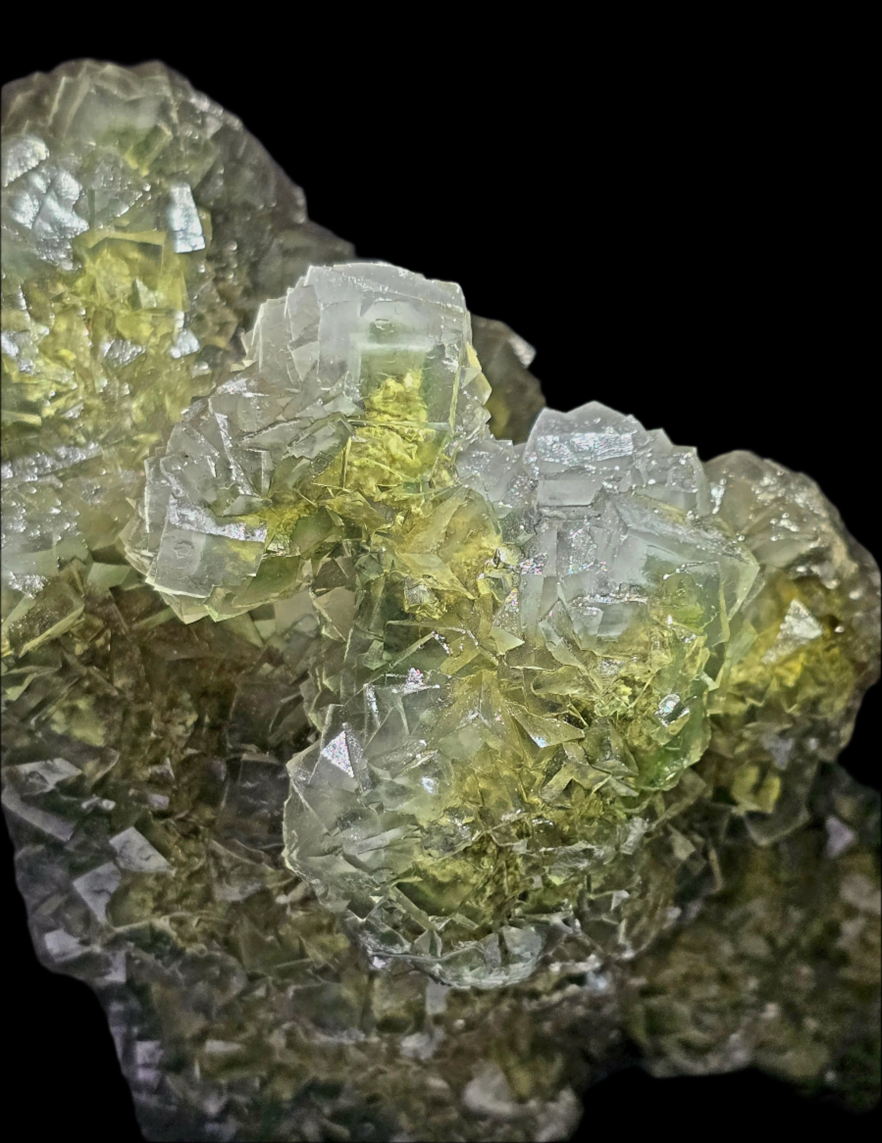 FLUORITE Green-Grey  (large cabinet)