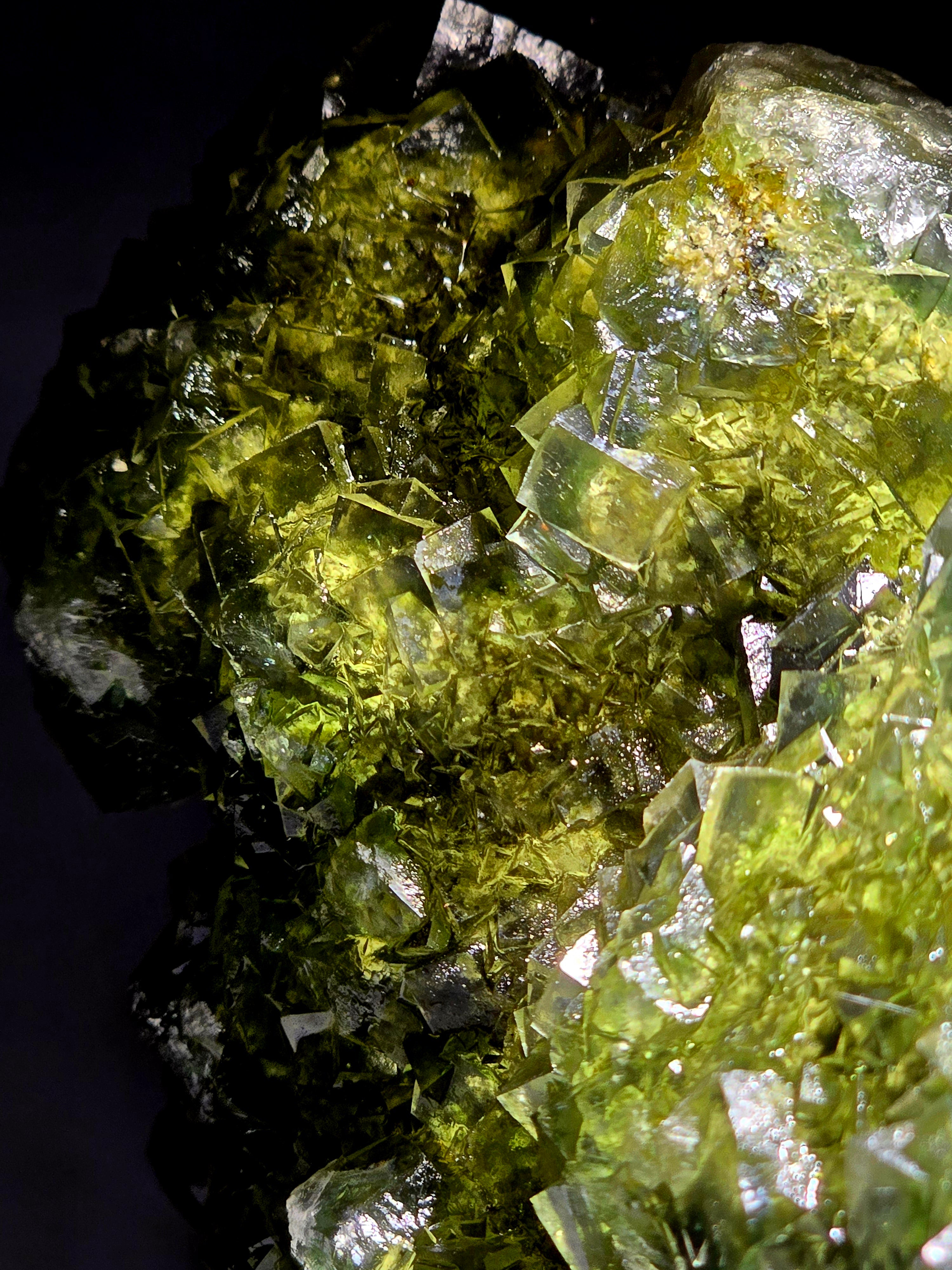 FLUORITE Green-Grey  (large cabinet)