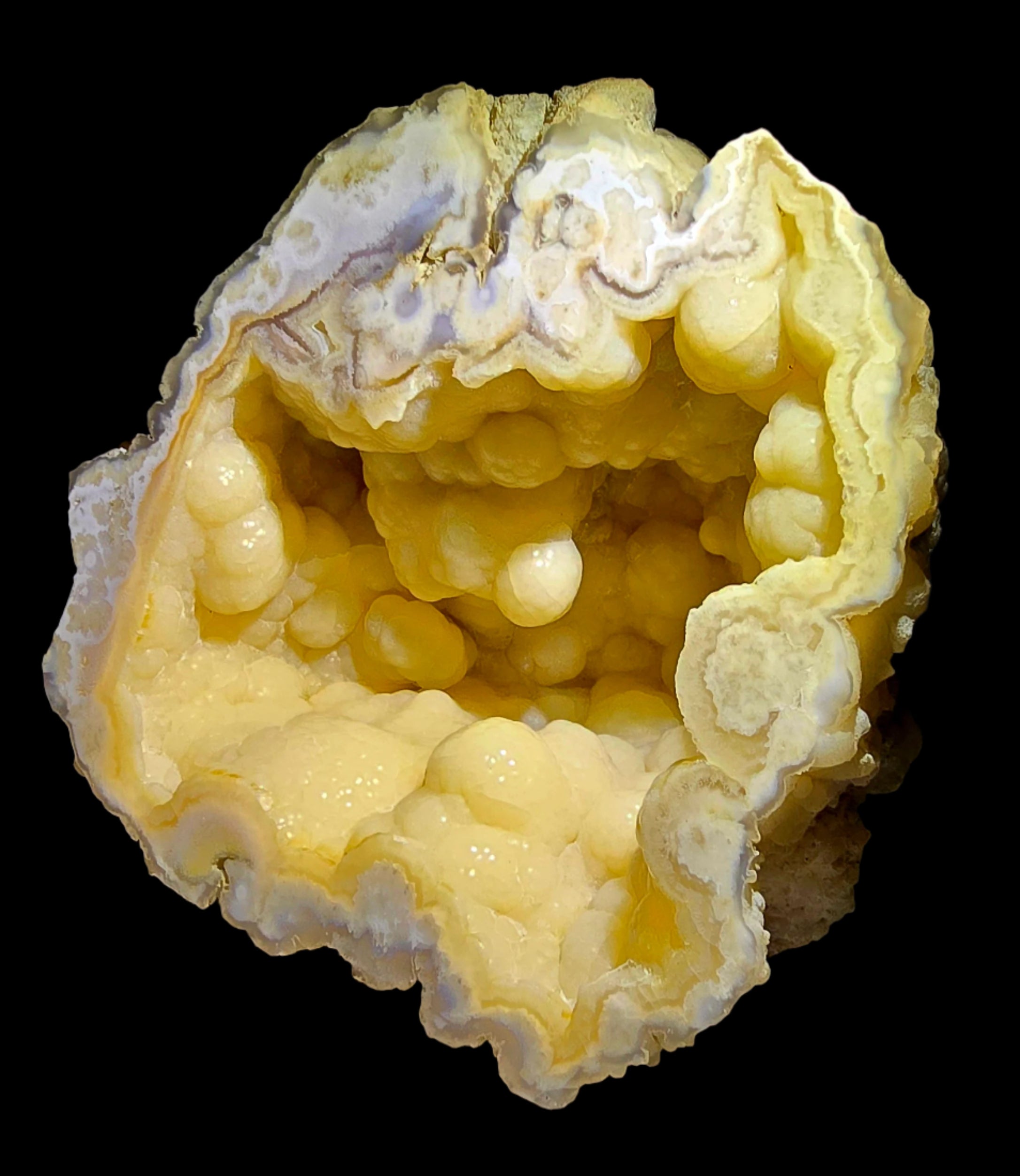 CHALCEDONY (GEODE) (large cabinet)