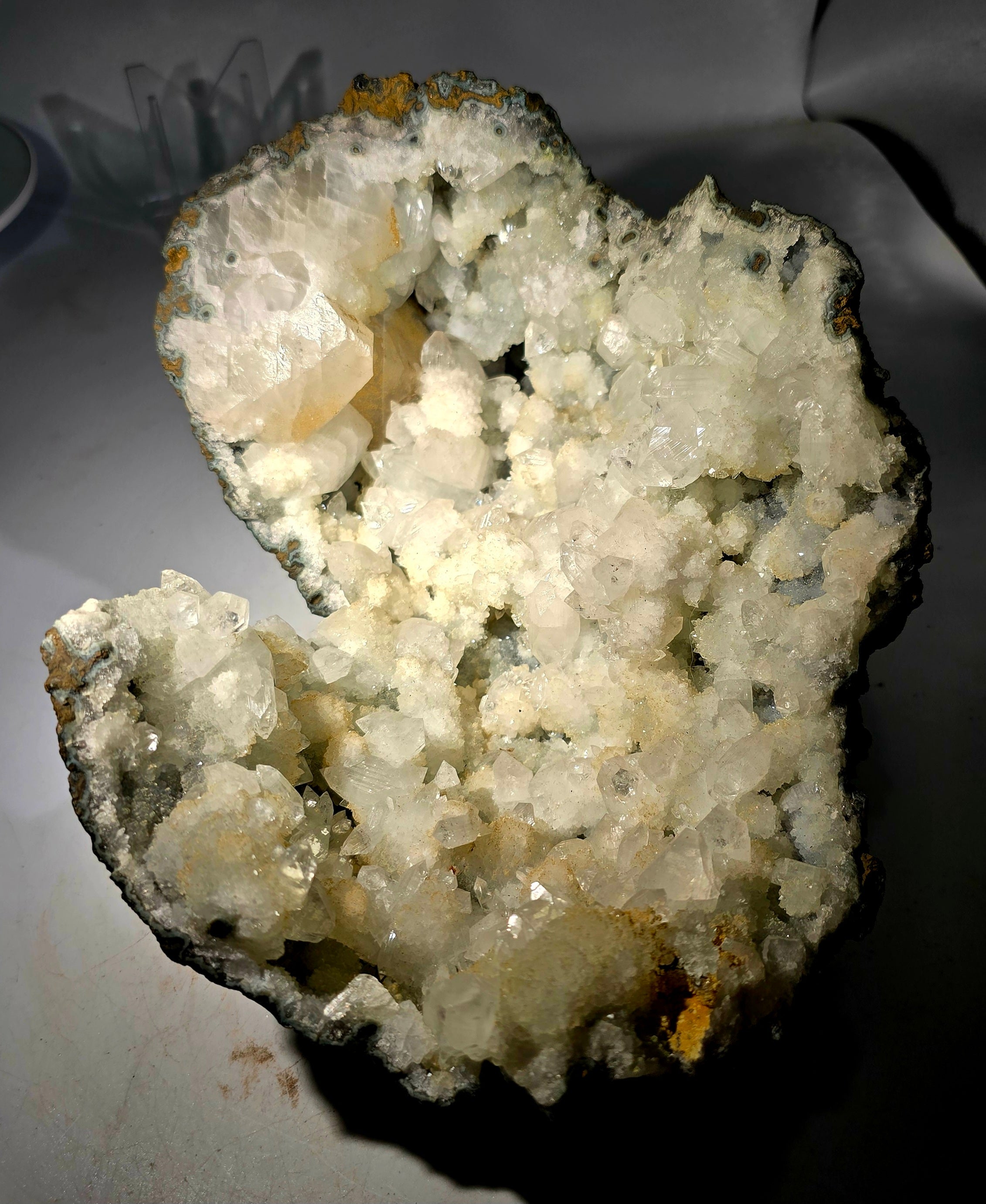 APOPHILLITE (very large cabinet)