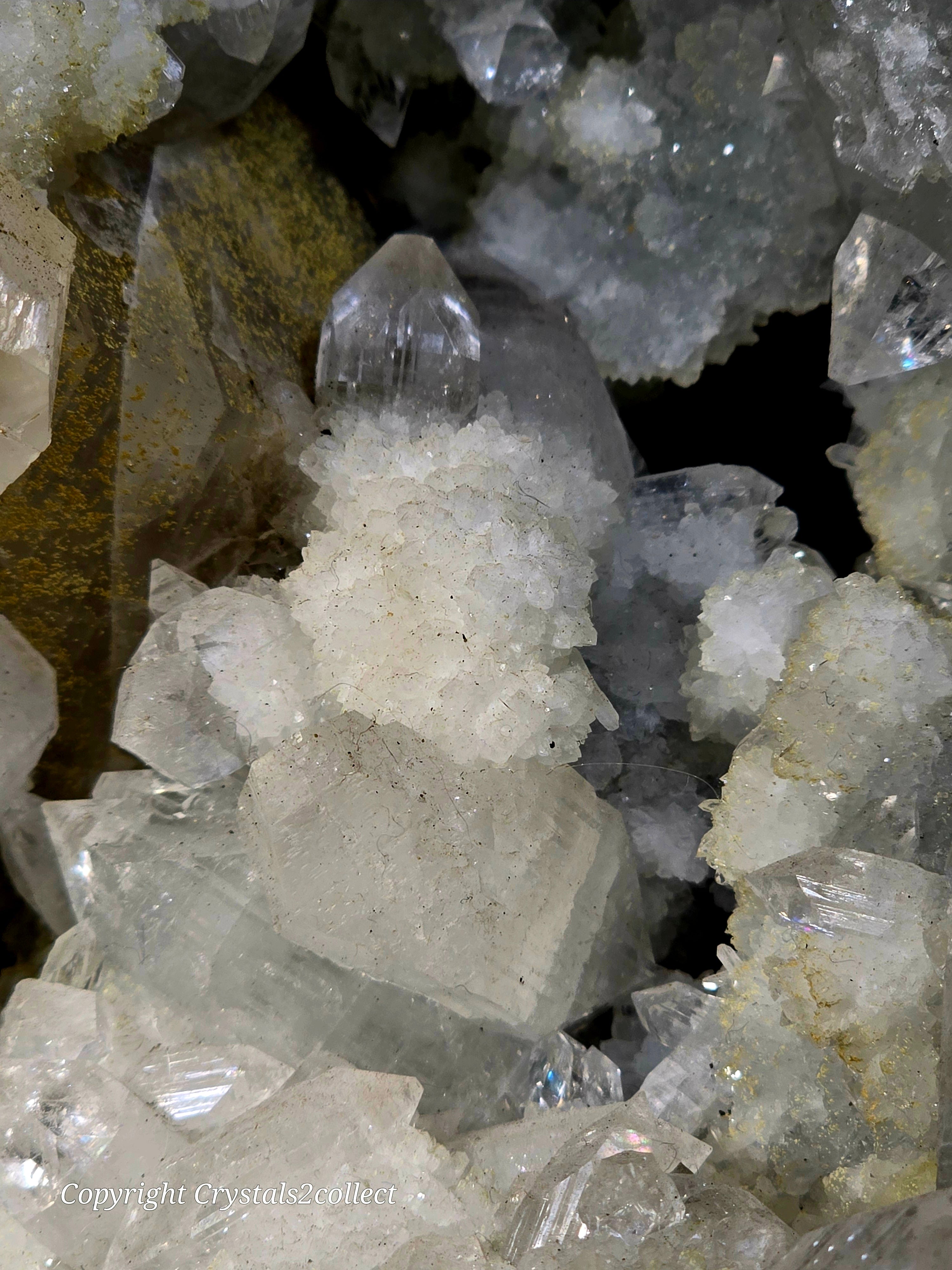 APOPHILLITE (very large cabinet)