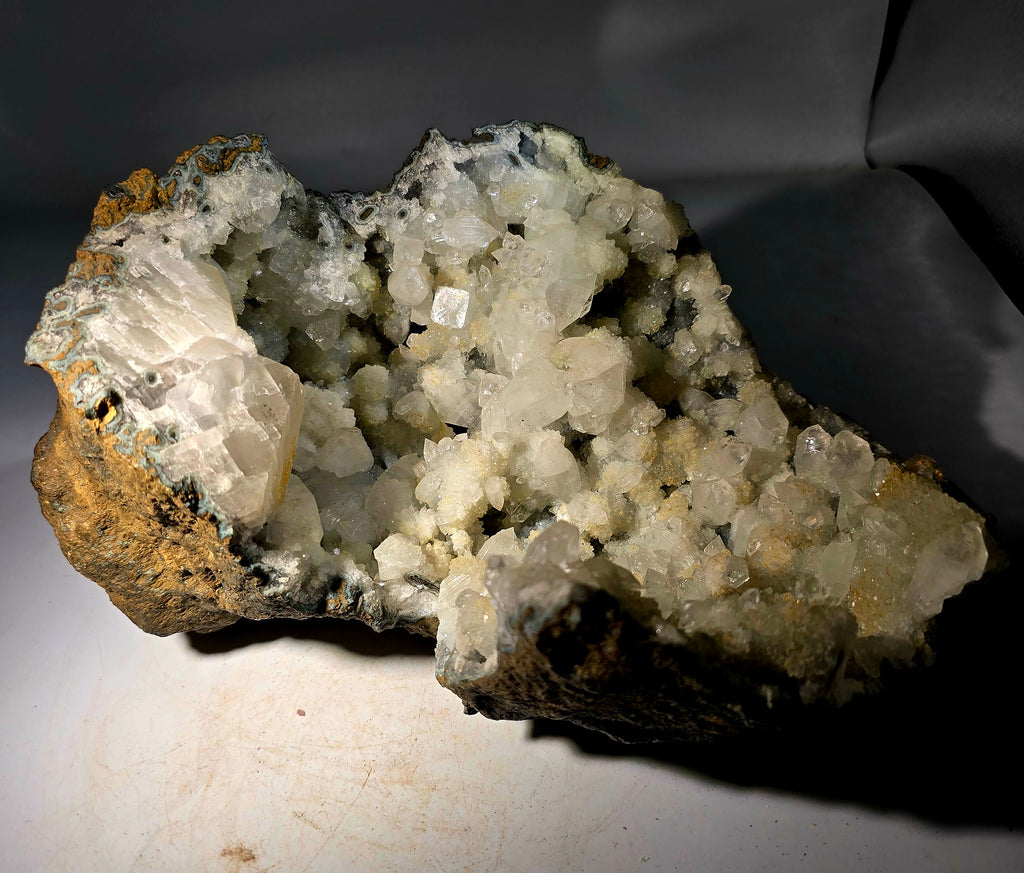 APOPHILLITE (very large cabinet)