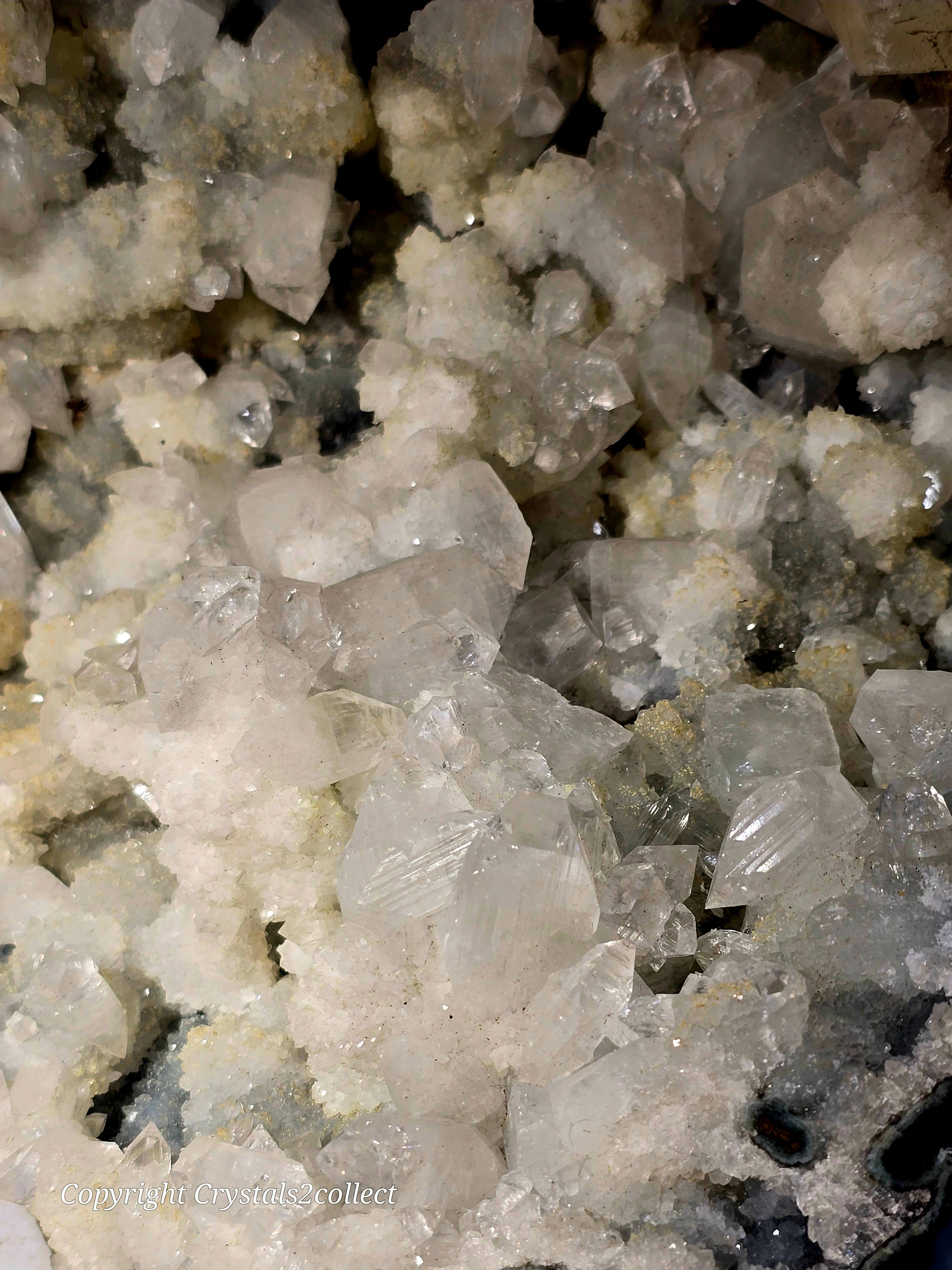 APOPHILLITE (very large cabinet)