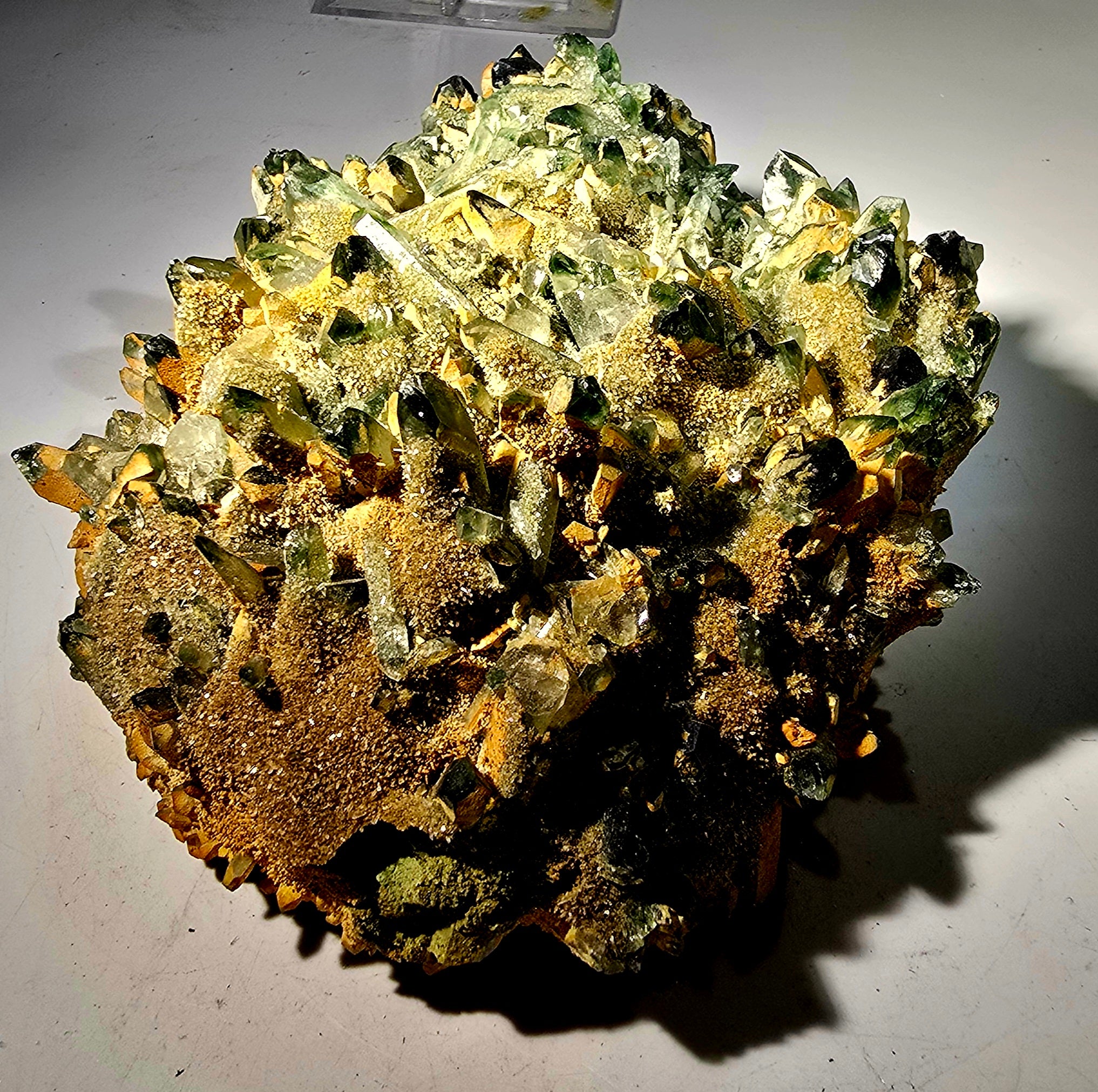 QUARTZ GREEN (large cabinet)