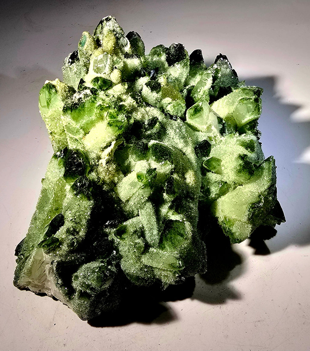 QUARTZ GREEN (large cabinet)