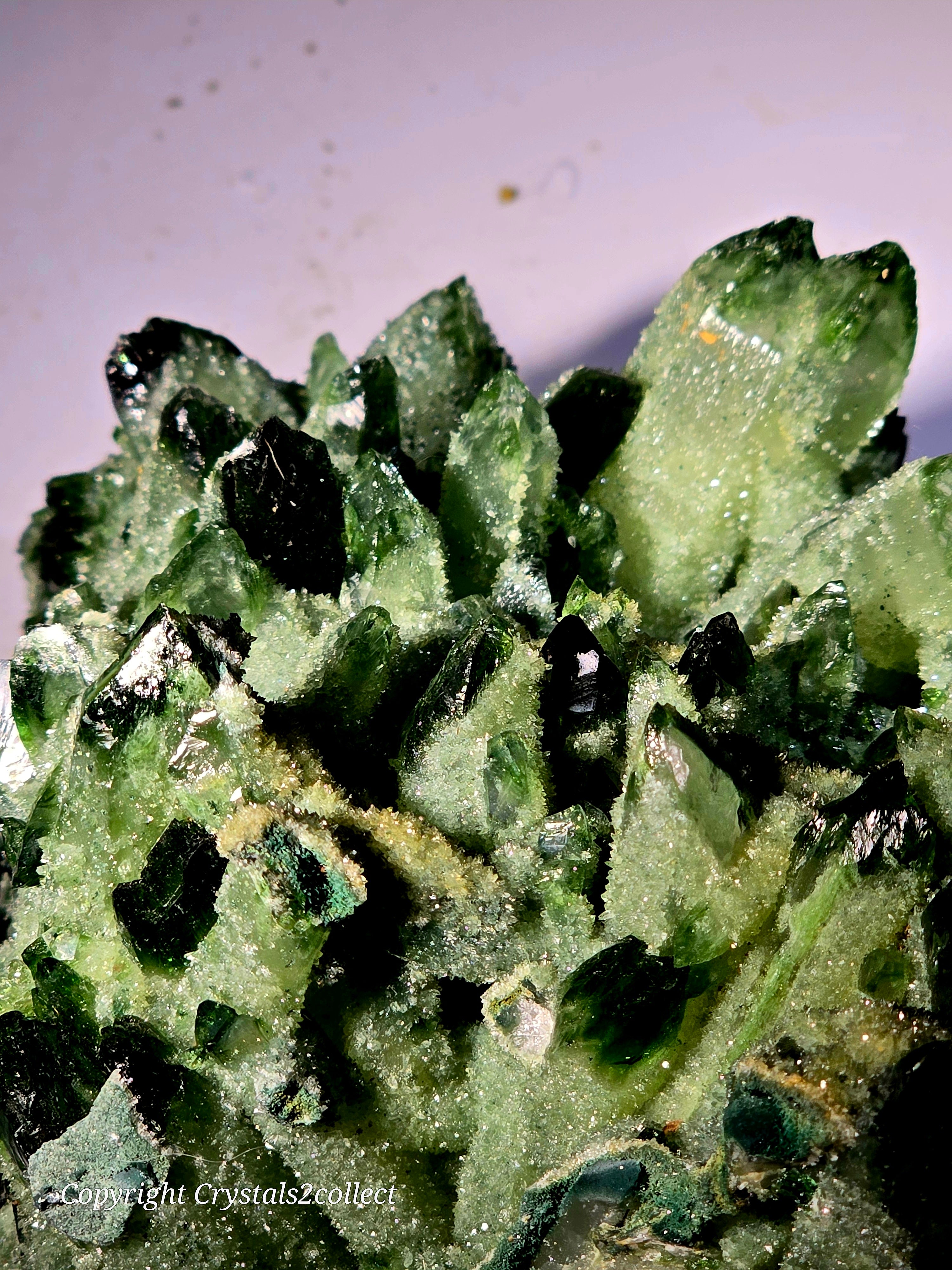 QUARTZ GREEN (large cabinet)