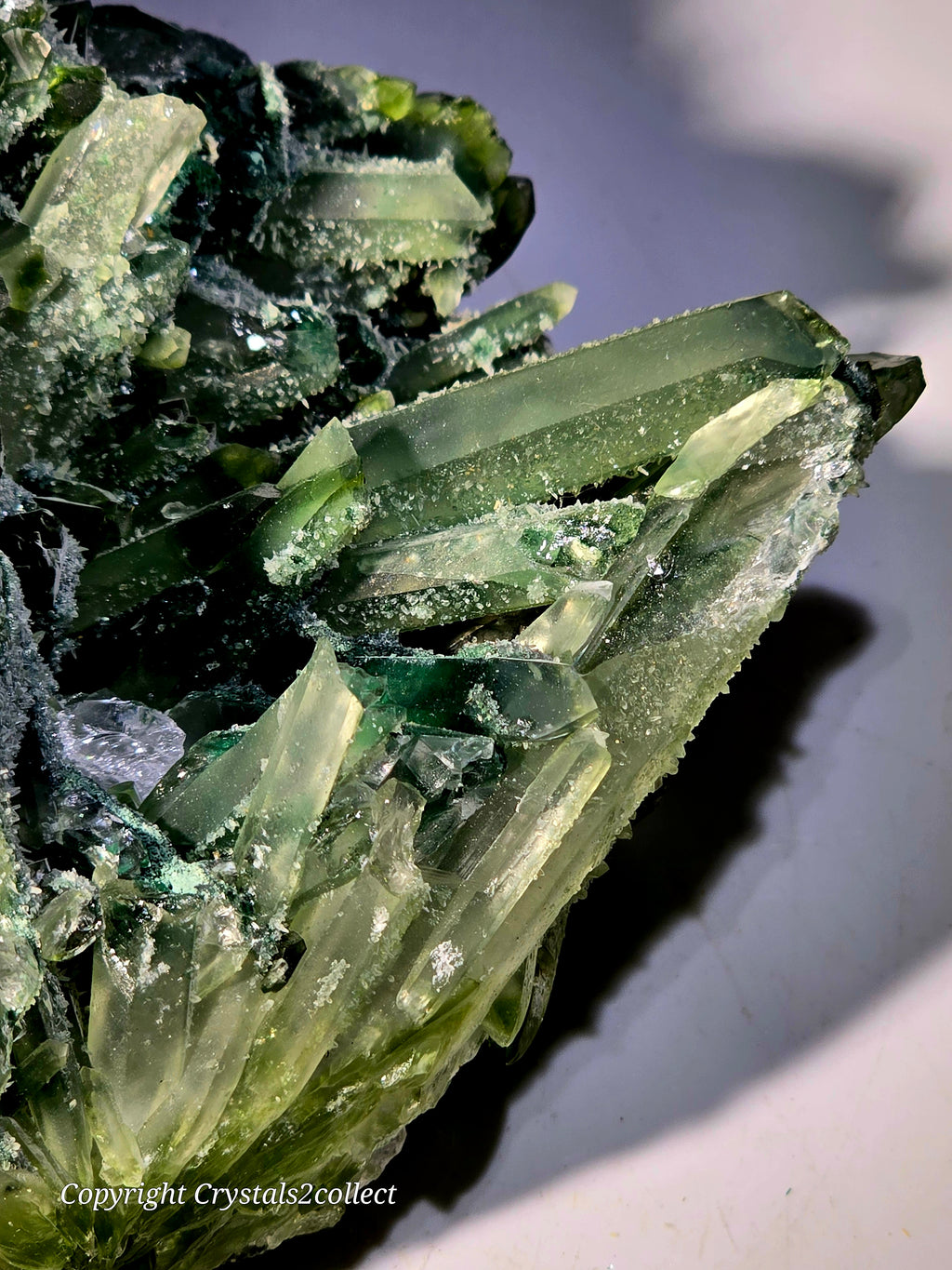 QUARTZ GREEN (large cabinet)