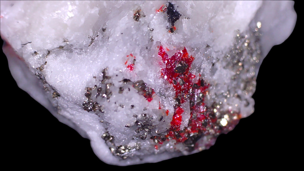 SMITHITE (REDDISH), DUFRENOYSITE (BLACK), REALGAR (micro, miniature)
