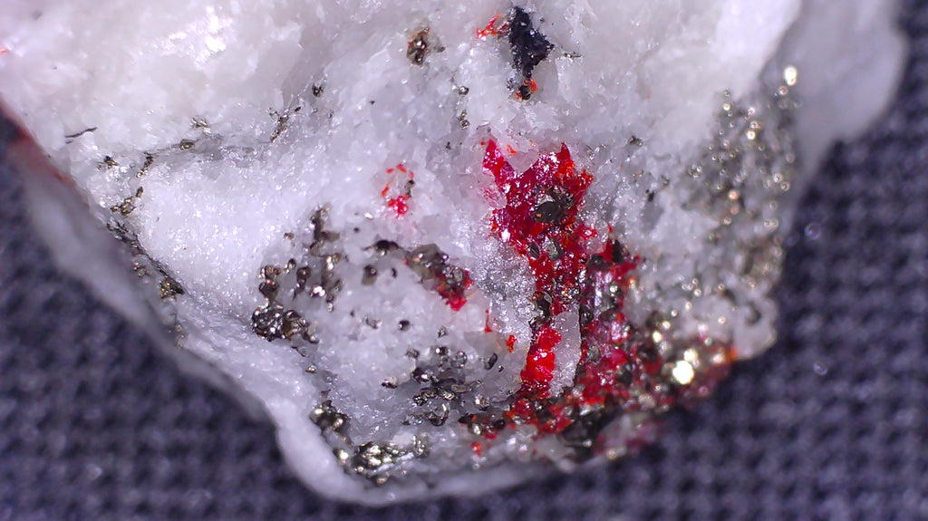 SMITHITE with IMHOFITE (micro and miniature)