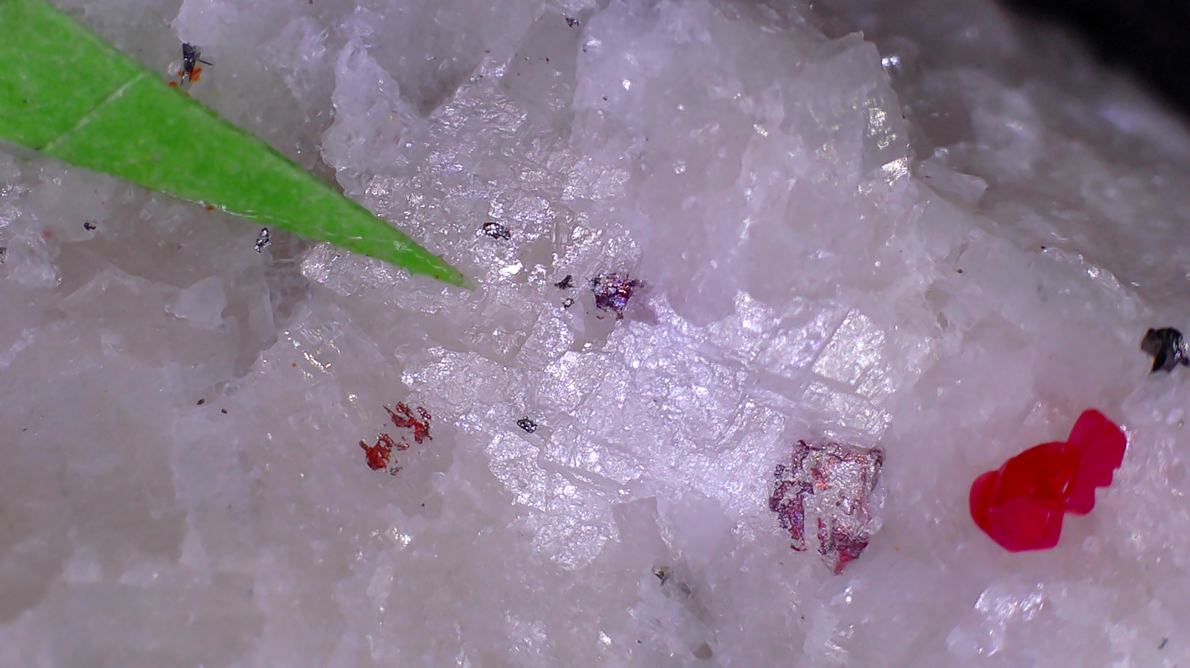 SMITHITE, DUFRENOYSITE, REALGAR, HUTCHENSONITE (micro, miniature)