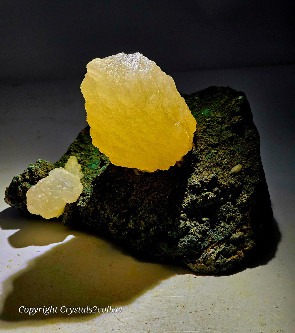 CALCITE (DOG TOOTH) (large cabinet)