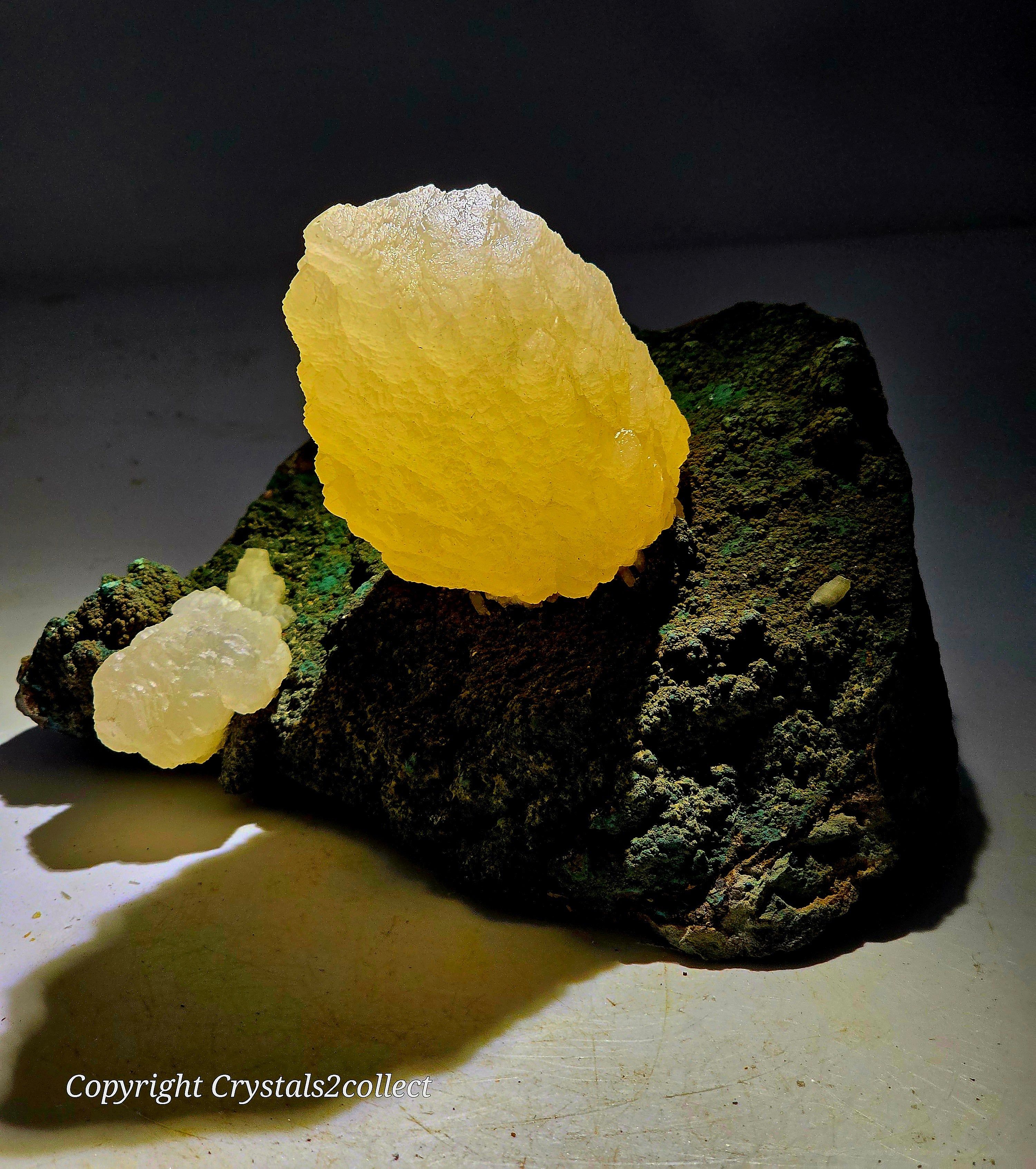 CALCITE (DOG TOOTH) (large cabinet)