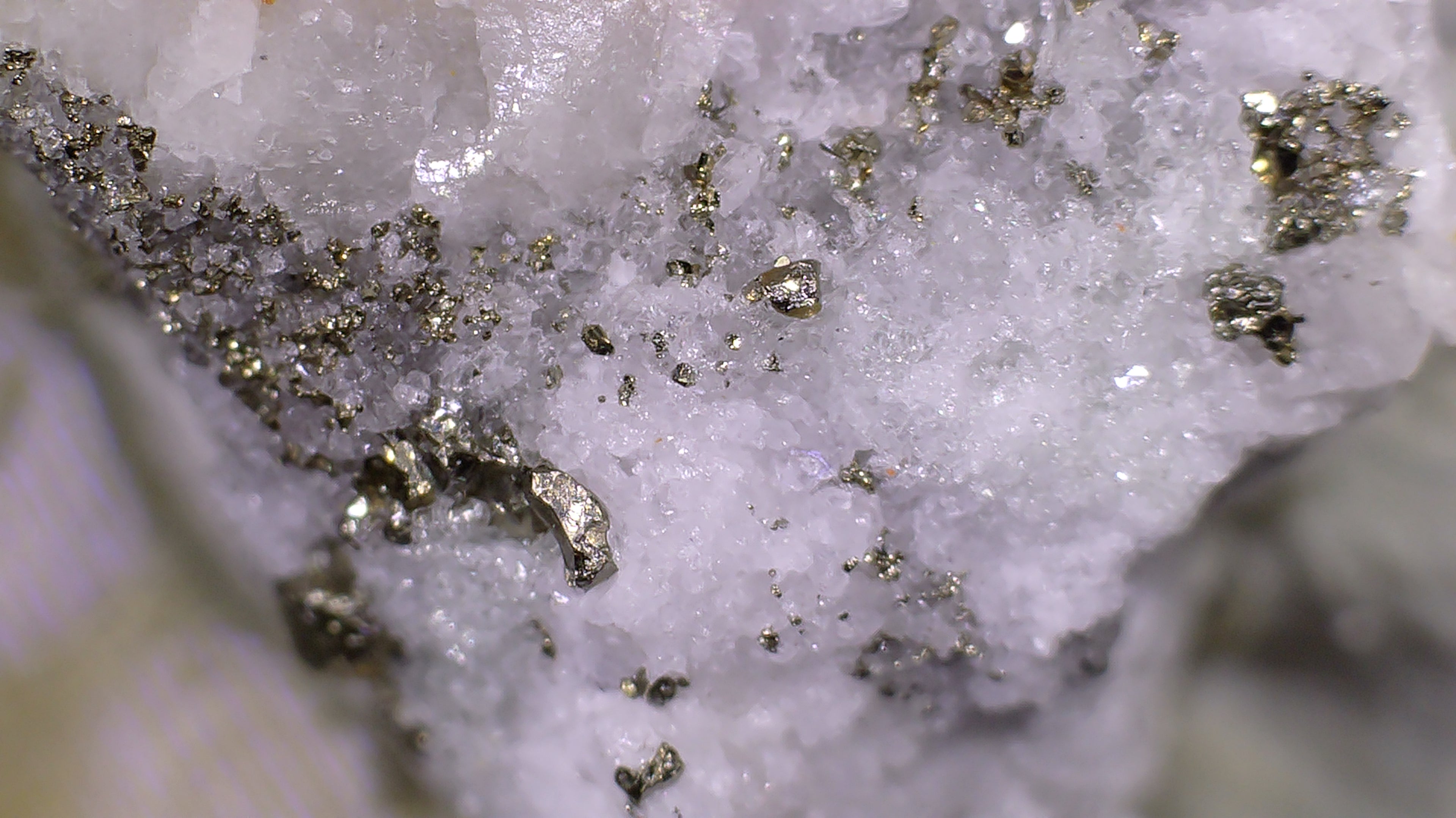 SMITHITE, DUFRENOYSITE, REALGAR, HUTCHENSONITE (micro, miniature)