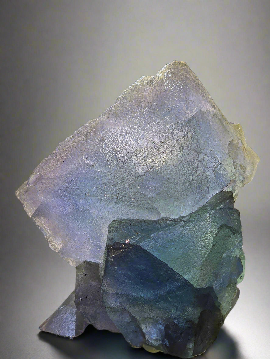 FLUORITE "FROSTED" BLUE (small cabinet)